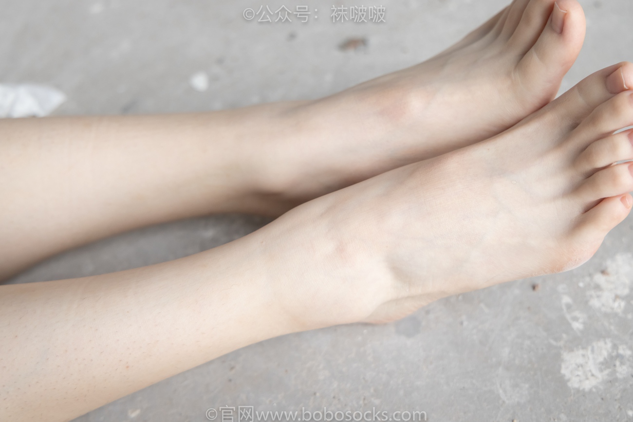 图片[119]-[BoBoSocks袜啵啵]NO.025 熊熊-安踏运动鞋、白色棉袜（踩脏）、裸足[146P] – 速更版-美库