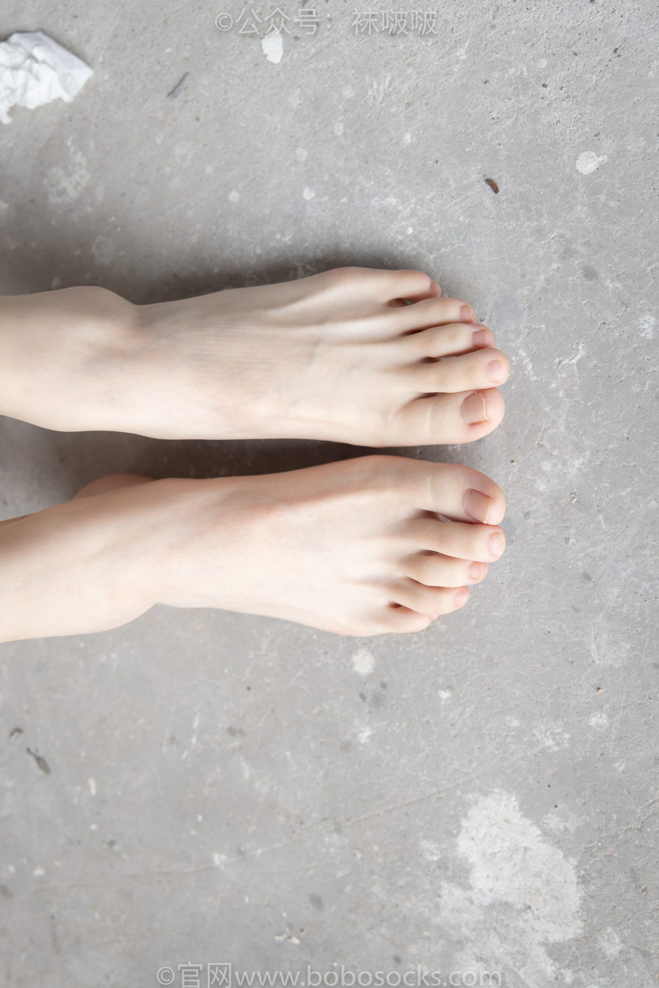 图片[126]-[BoBoSocks袜啵啵]NO.025 熊熊-安踏运动鞋、白色棉袜（踩脏）、裸足[146P] – 速更版-美库