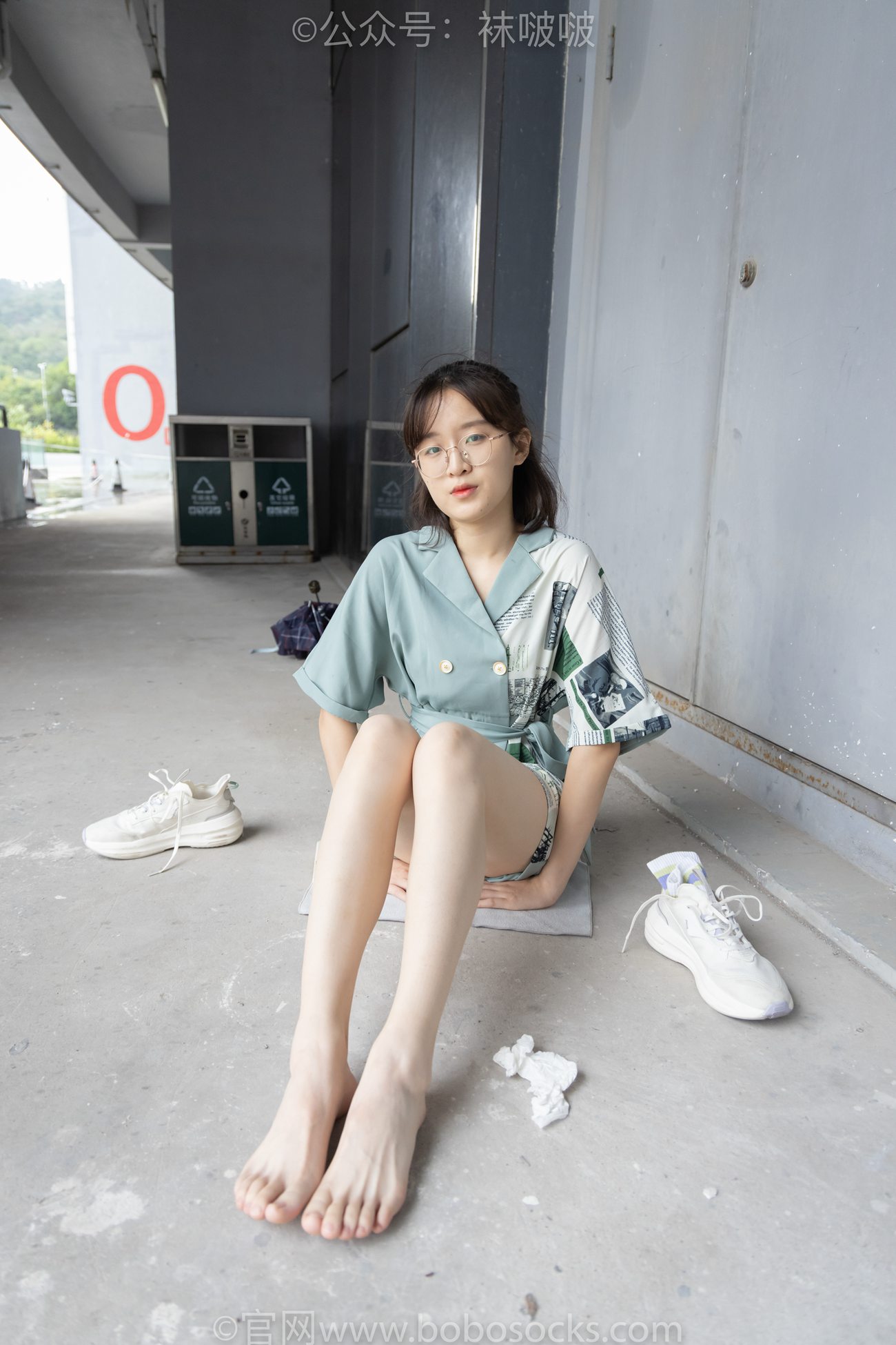 图片[130]-[BoBoSocks袜啵啵]NO.025 熊熊-安踏运动鞋、白色棉袜（踩脏）、裸足[146P] – 速更版-美库