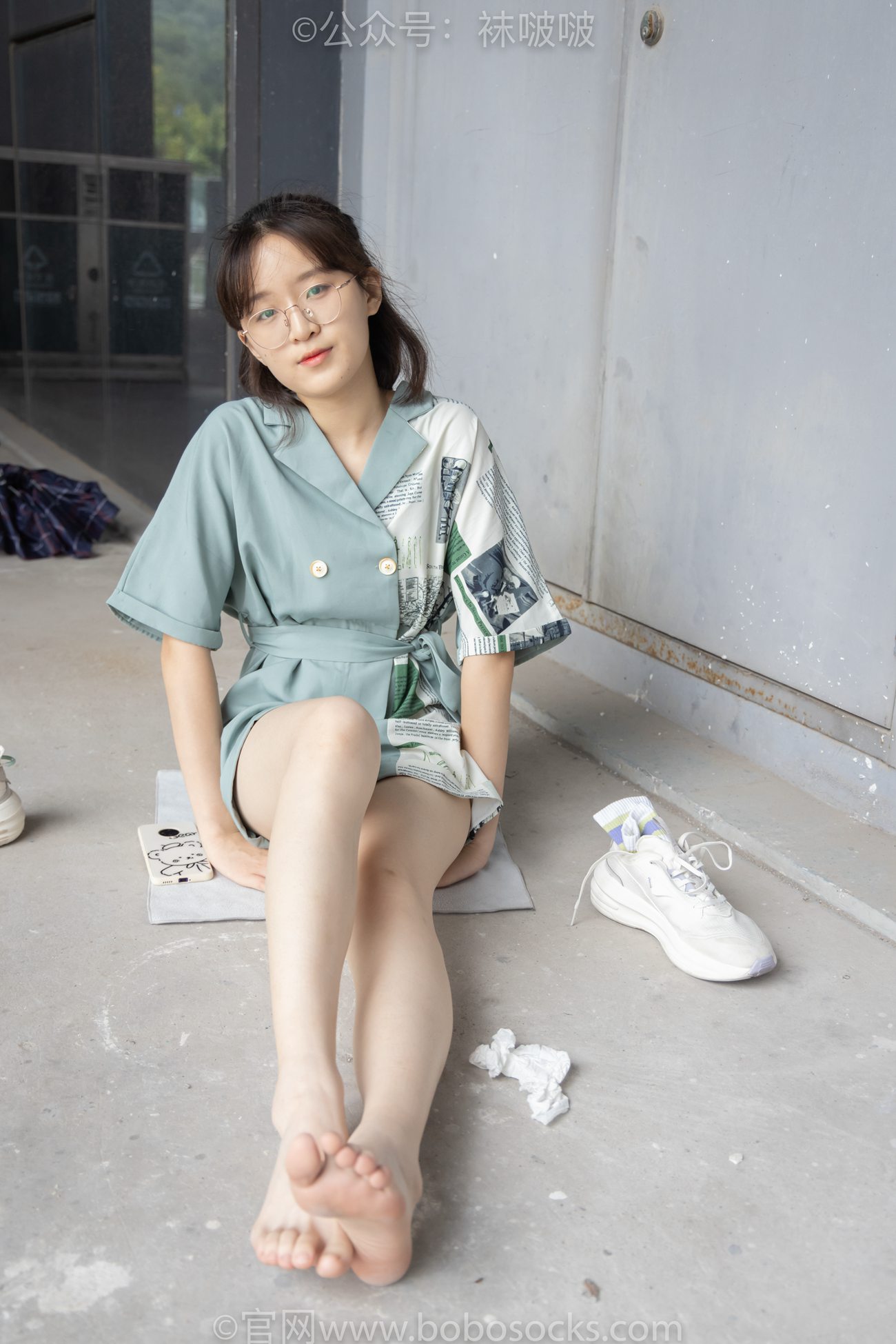 图片[142]-[BoBoSocks袜啵啵]NO.025 熊熊-安踏运动鞋、白色棉袜（踩脏）、裸足[146P] – 速更版-美库