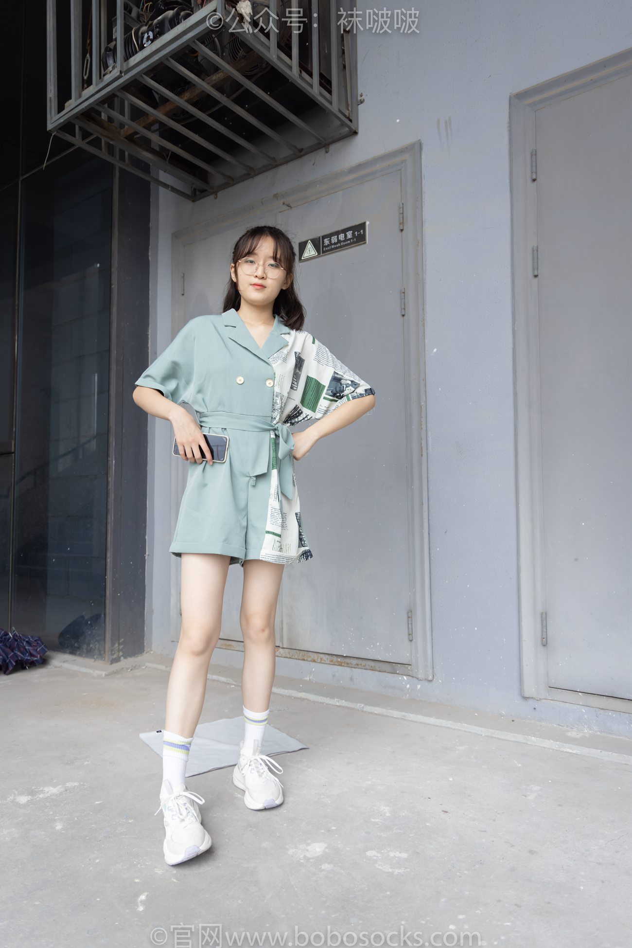 图片[144]-[BoBoSocks袜啵啵]NO.025 熊熊-安踏运动鞋、白色棉袜（踩脏）、裸足[146P] – 速更版-美库