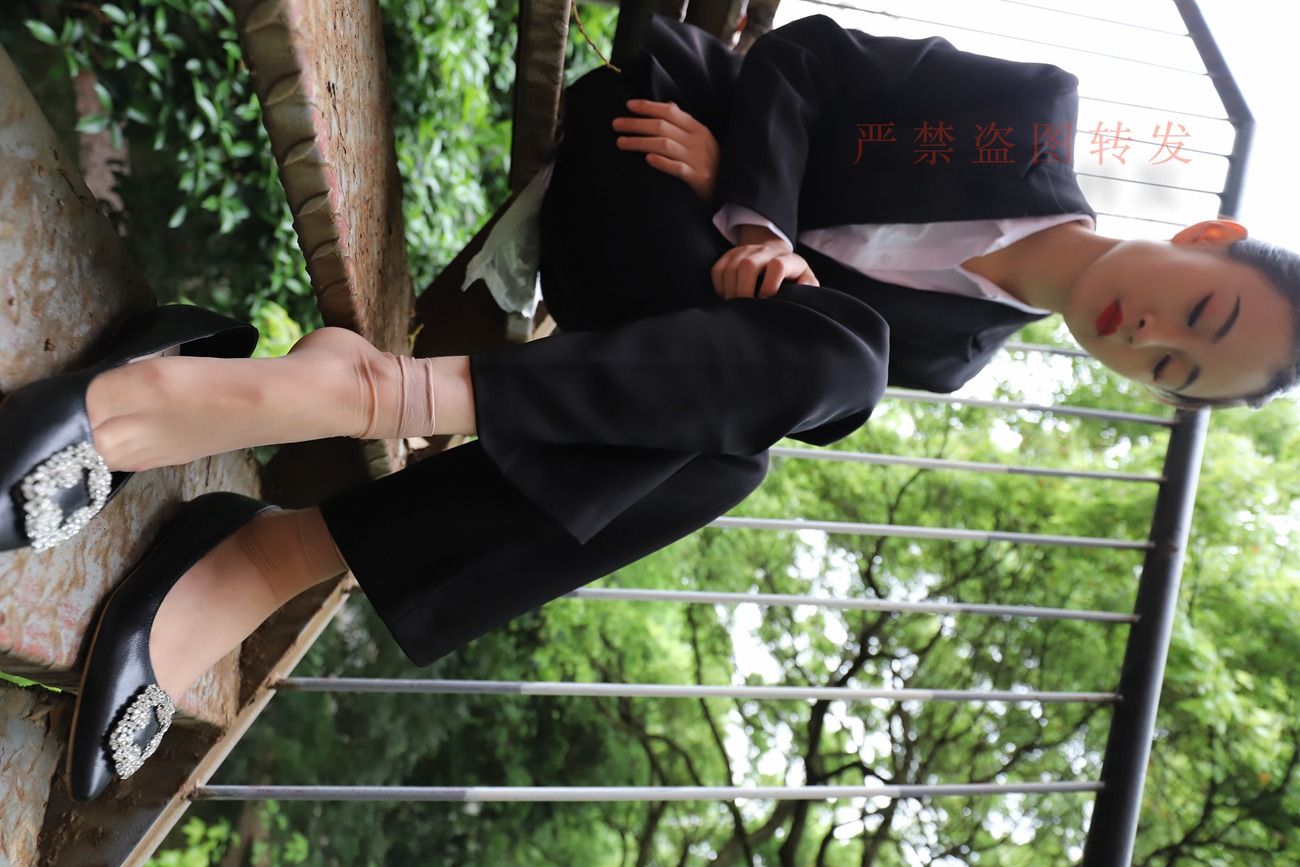 图片[247]-大西瓜爱牙膏-2018 4月活动 模特1（一） 制服长裤 [272P] – 速更版-美库