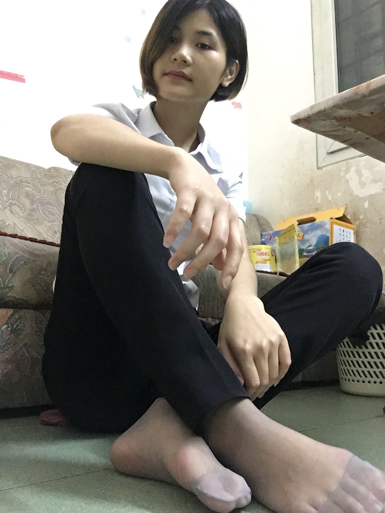 图片[13]-学妹校园寝室短丝系列032期 谭佐婷[40P] – 速更版-美库