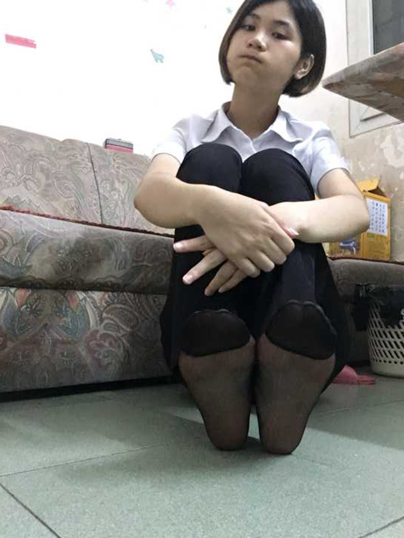 图片[16]-学妹校园寝室短丝系列032期 谭佐婷[40P] – 速更版-美库