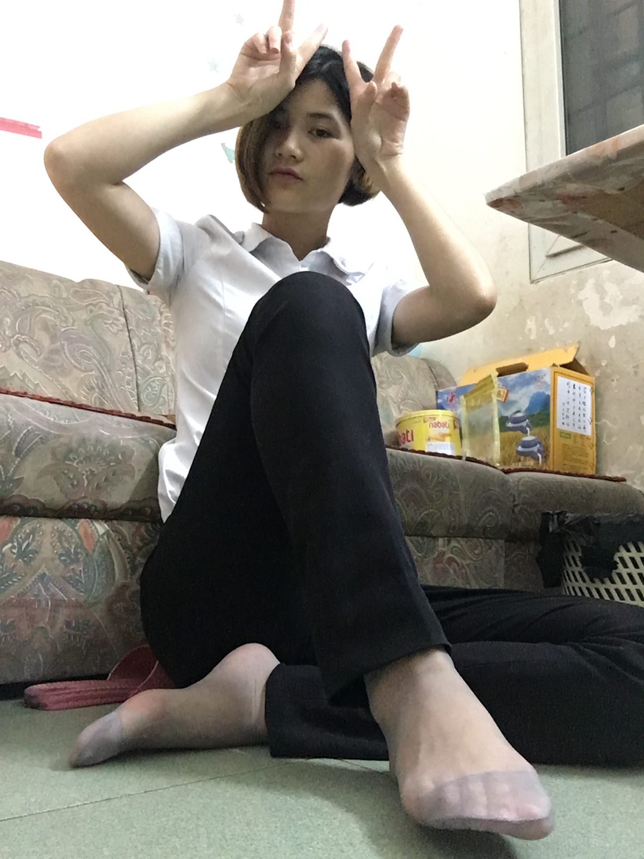 图片[26]-学妹校园寝室短丝系列032期 谭佐婷[40P] – 速更版-美库