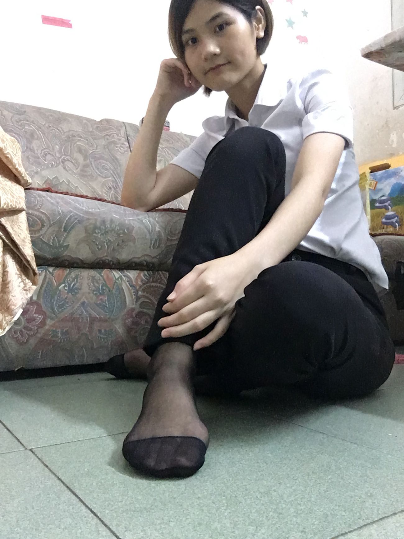 图片[32]-学妹校园寝室短丝系列032期 谭佐婷[40P] – 速更版-美库