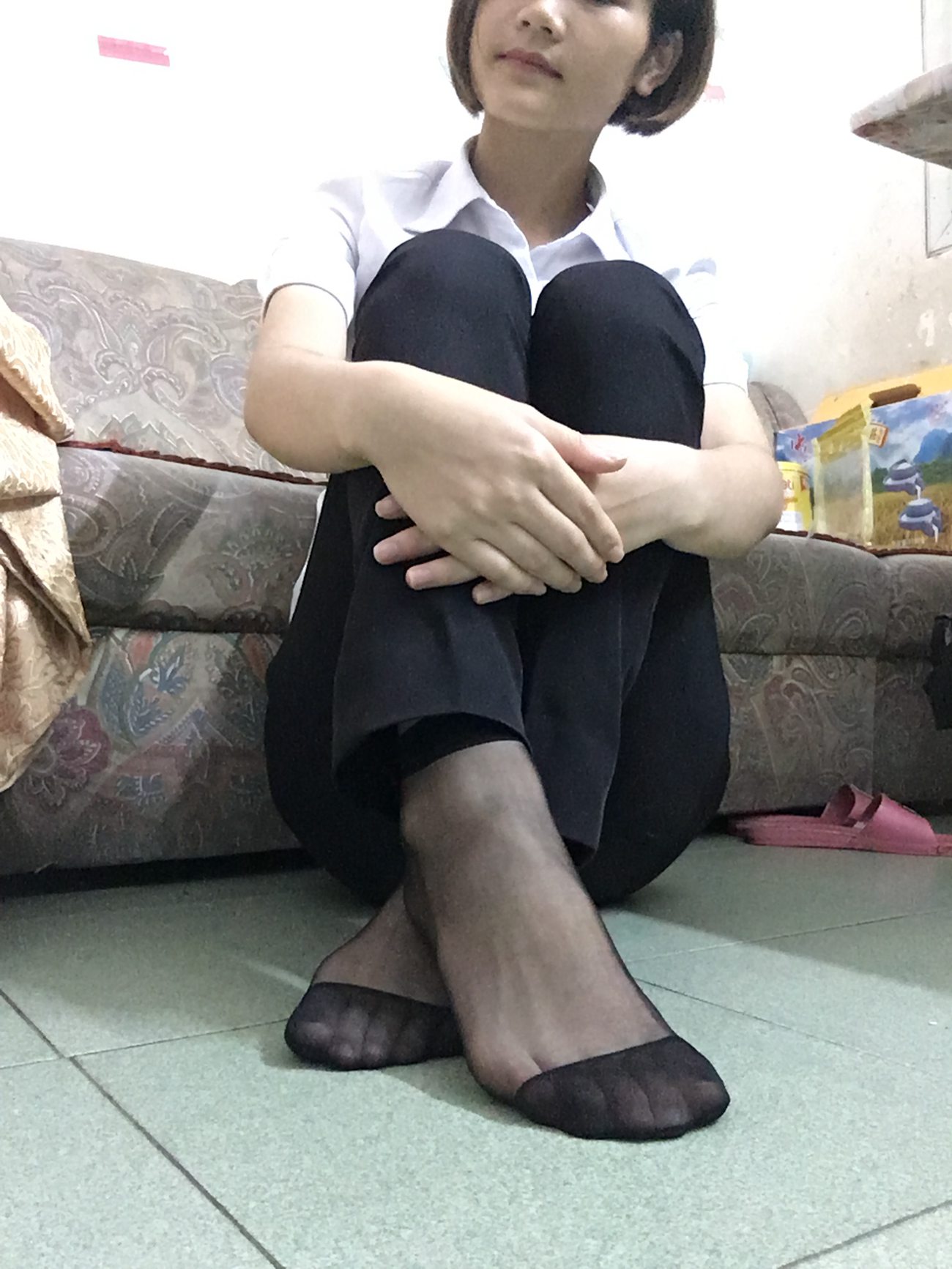 图片[37]-学妹校园寝室短丝系列032期 谭佐婷[40P] – 速更版-美库