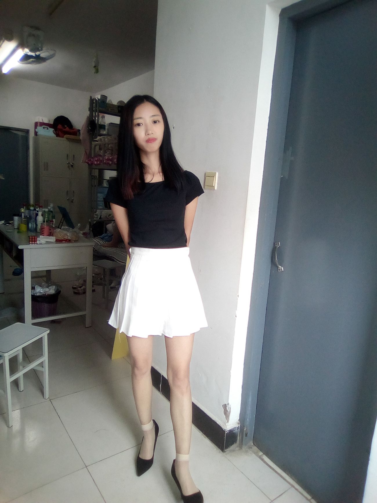 图片[11]-学妹校园寝室短丝系列034期 卫艺[190P] – 速更版-美库