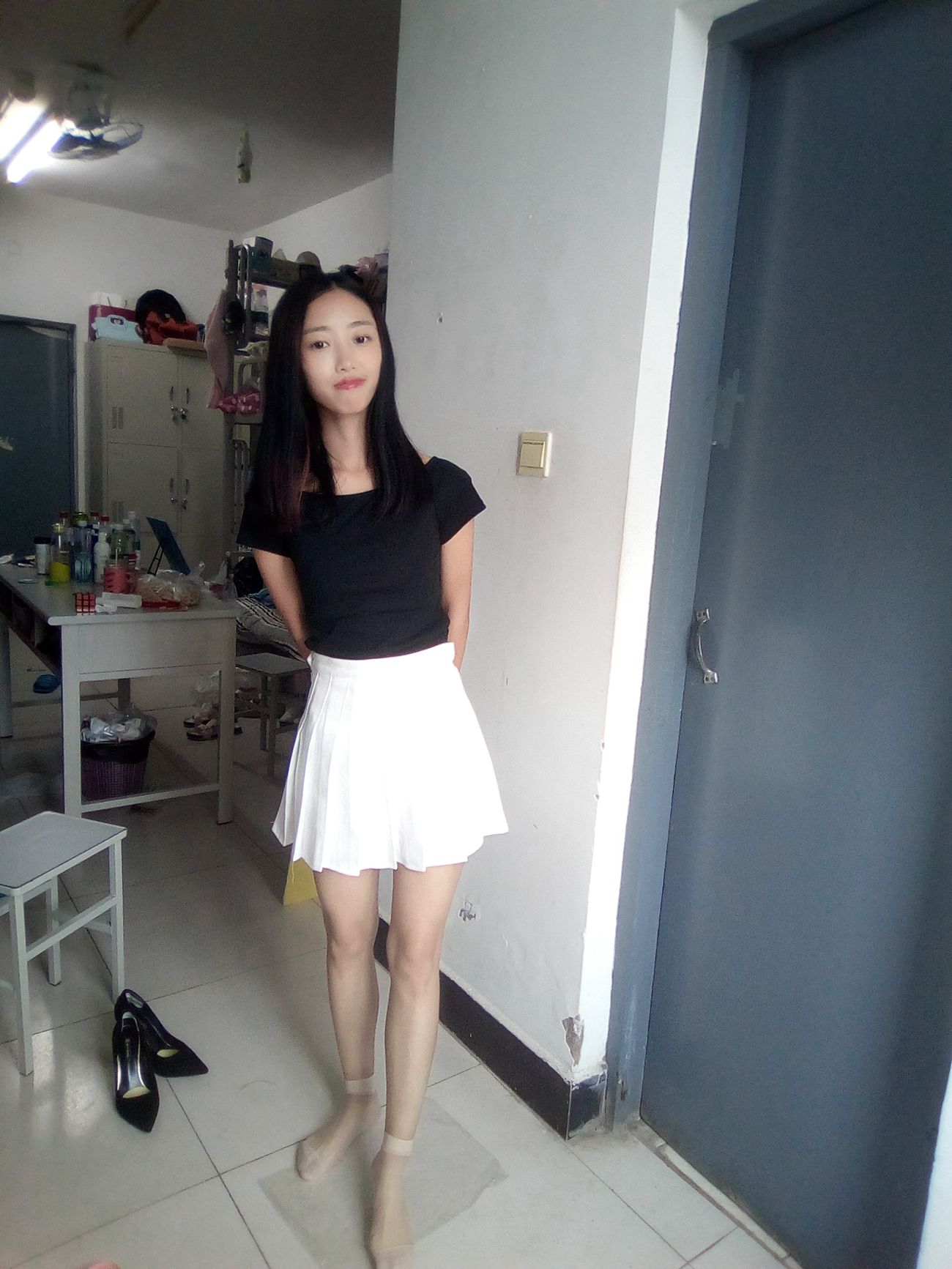 图片[27]-学妹校园寝室短丝系列034期 卫艺[190P] – 速更版-美库