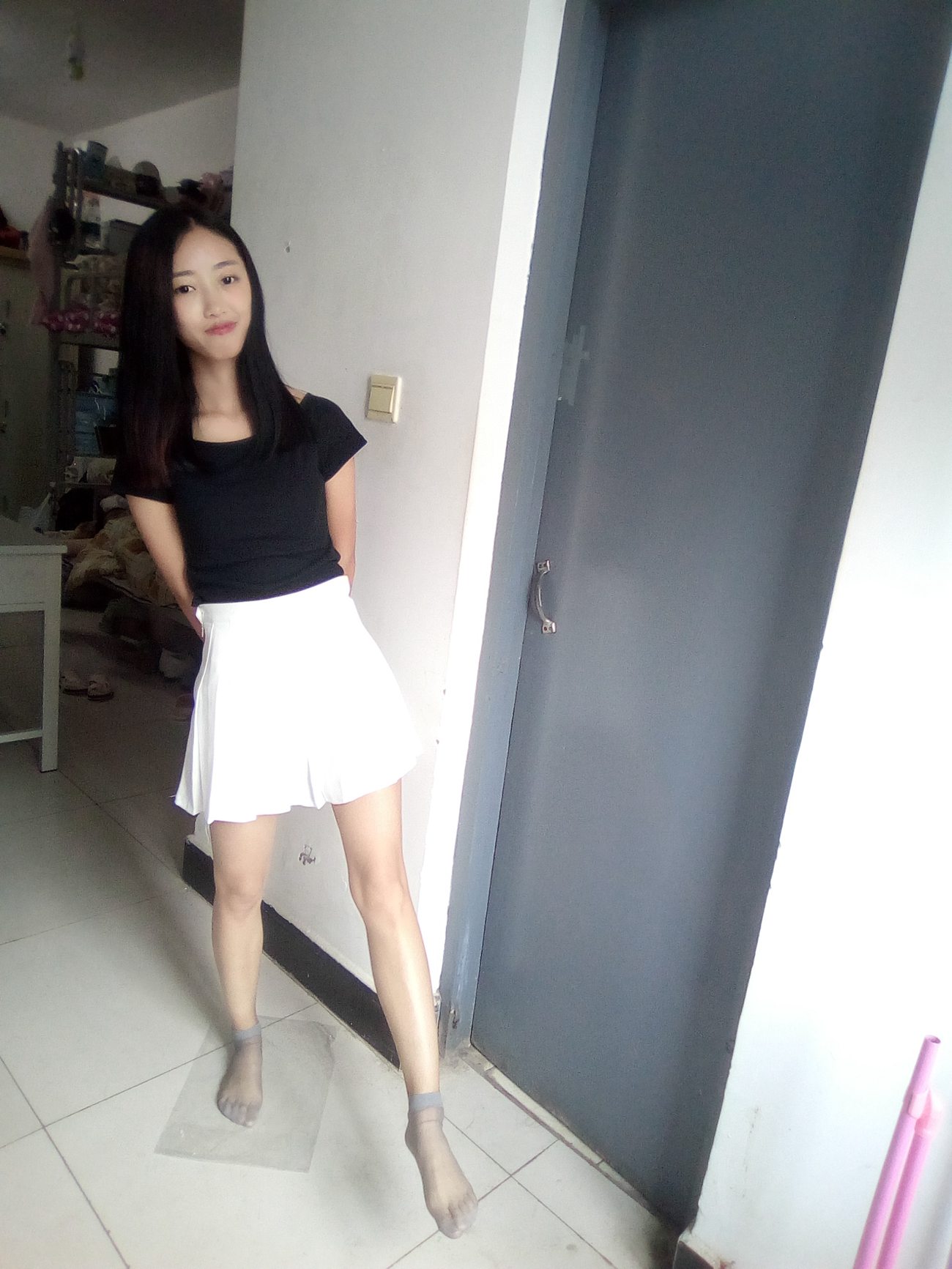 图片[32]-学妹校园寝室短丝系列034期 卫艺[190P] – 速更版-美库