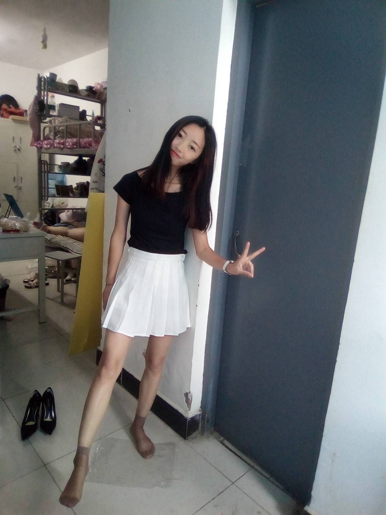 图片[44]-学妹校园寝室短丝系列034期 卫艺[190P] – 速更版-美库