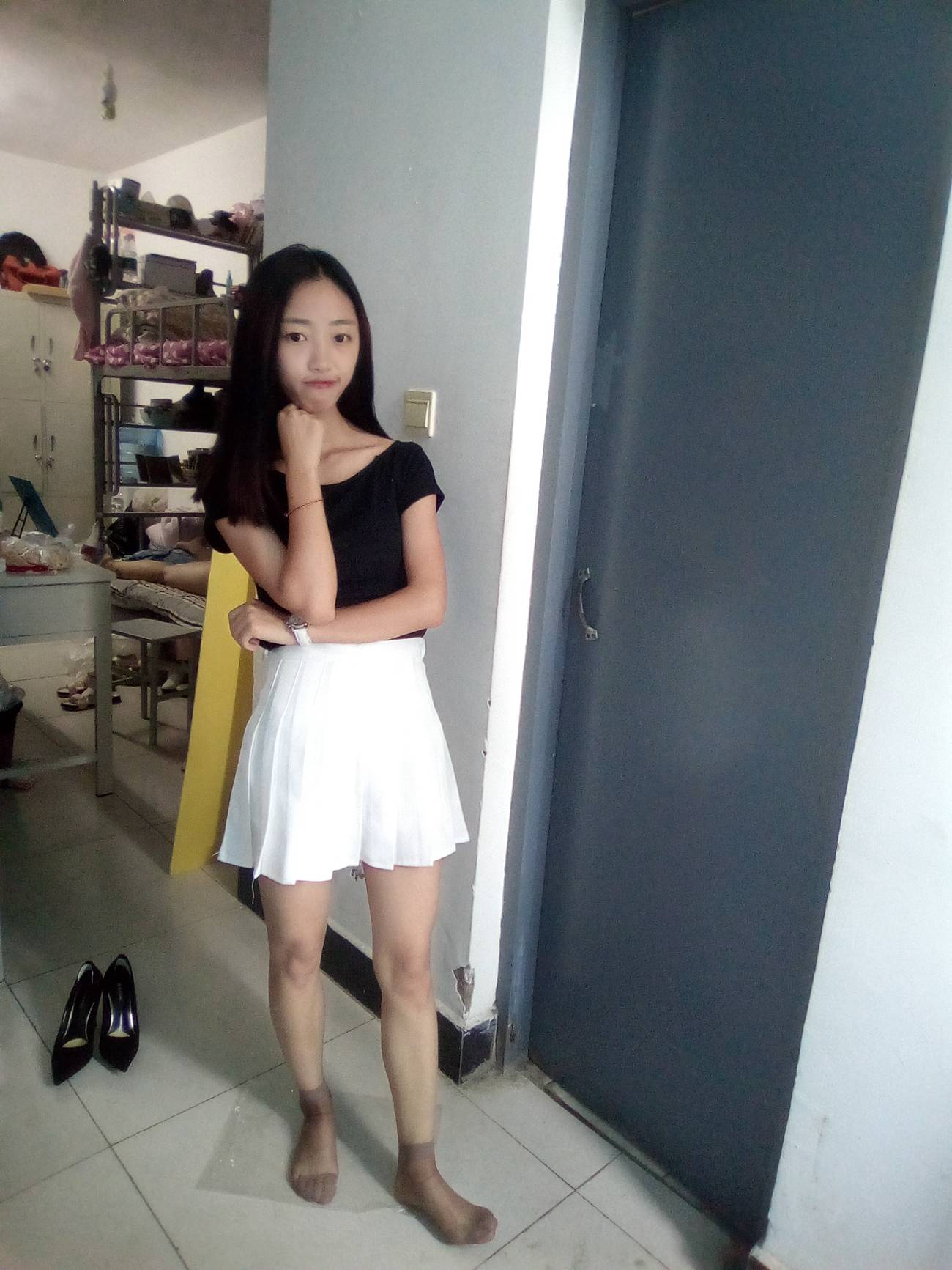 图片[53]-学妹校园寝室短丝系列034期 卫艺[190P] – 速更版-美库