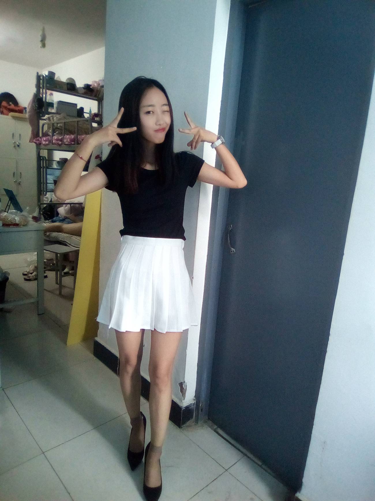 图片[61]-学妹校园寝室短丝系列034期 卫艺[190P] – 速更版-美库