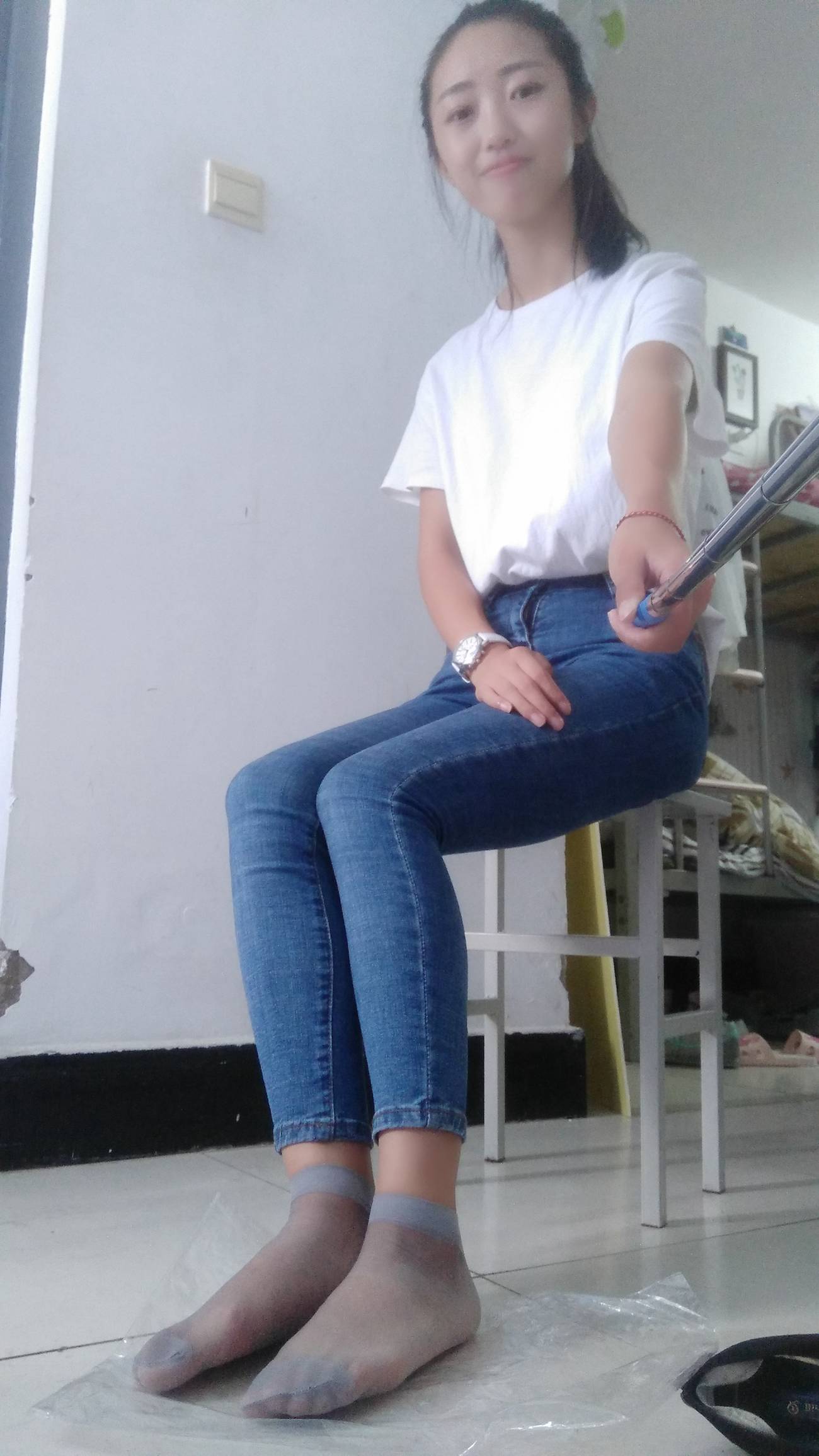 图片[77]-学妹校园寝室短丝系列034期 卫艺[190P] – 速更版-美库