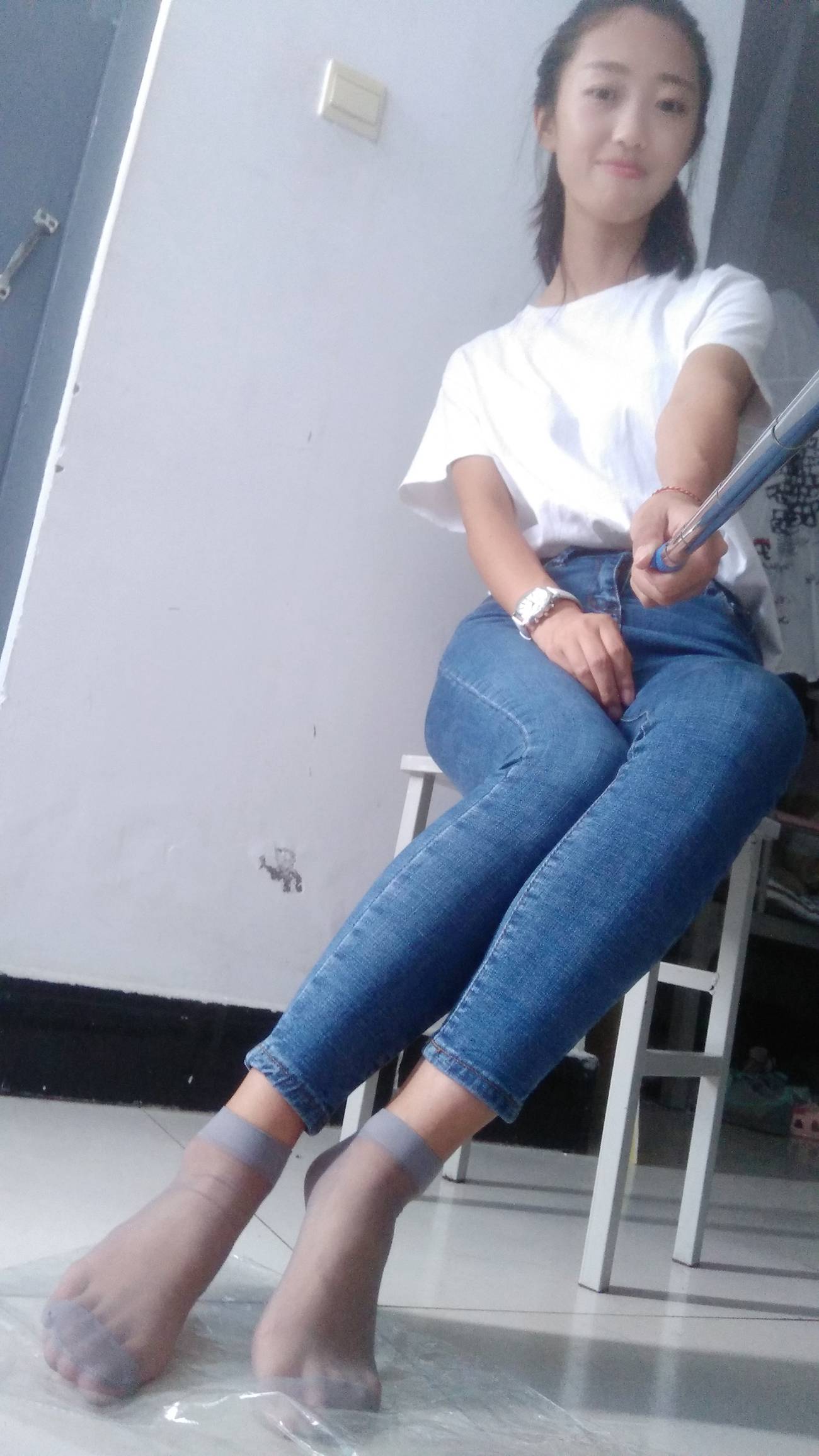 图片[96]-学妹校园寝室短丝系列034期 卫艺[190P] – 速更版-美库