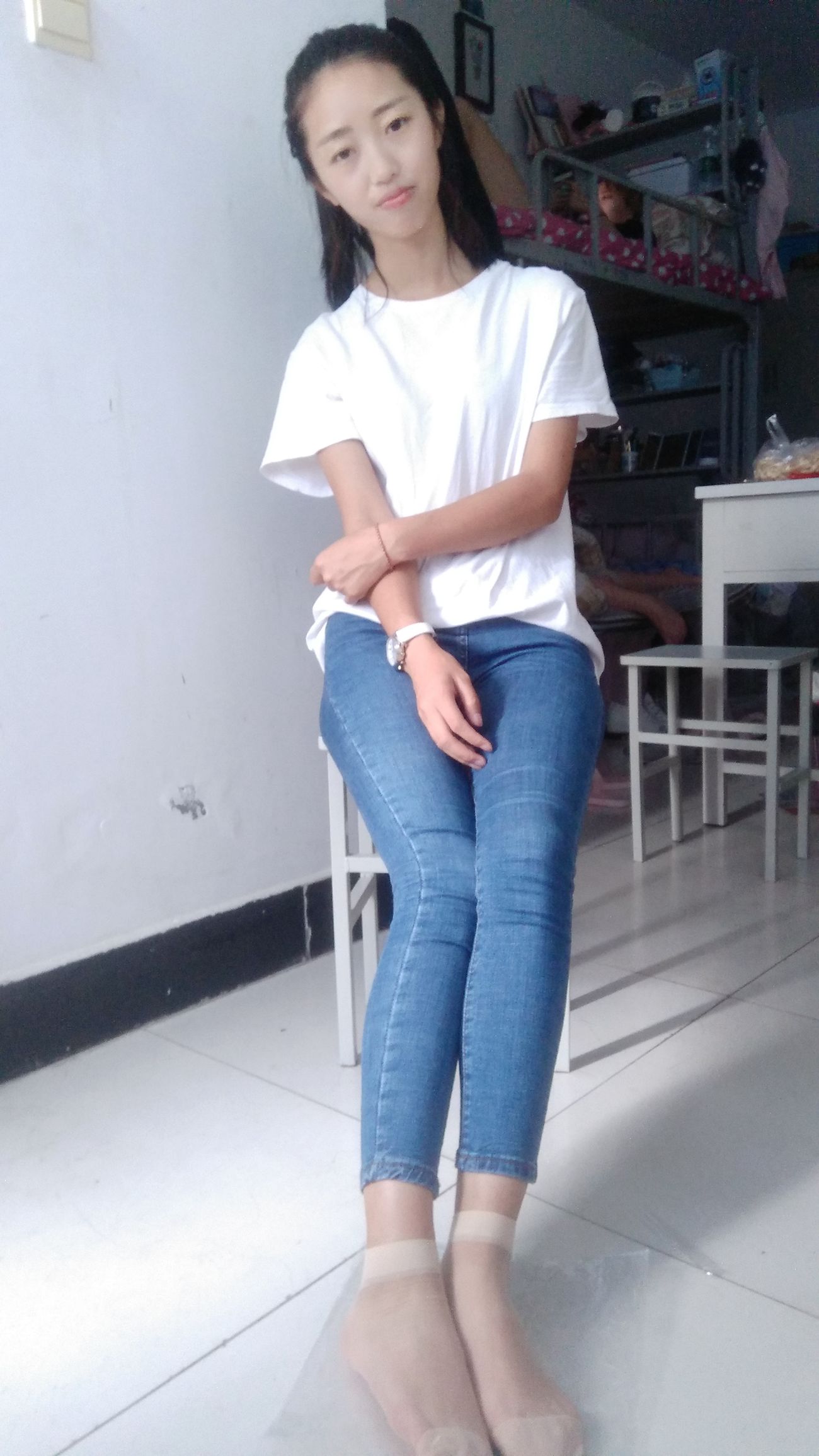 图片[104]-学妹校园寝室短丝系列034期 卫艺[190P] – 速更版-美库