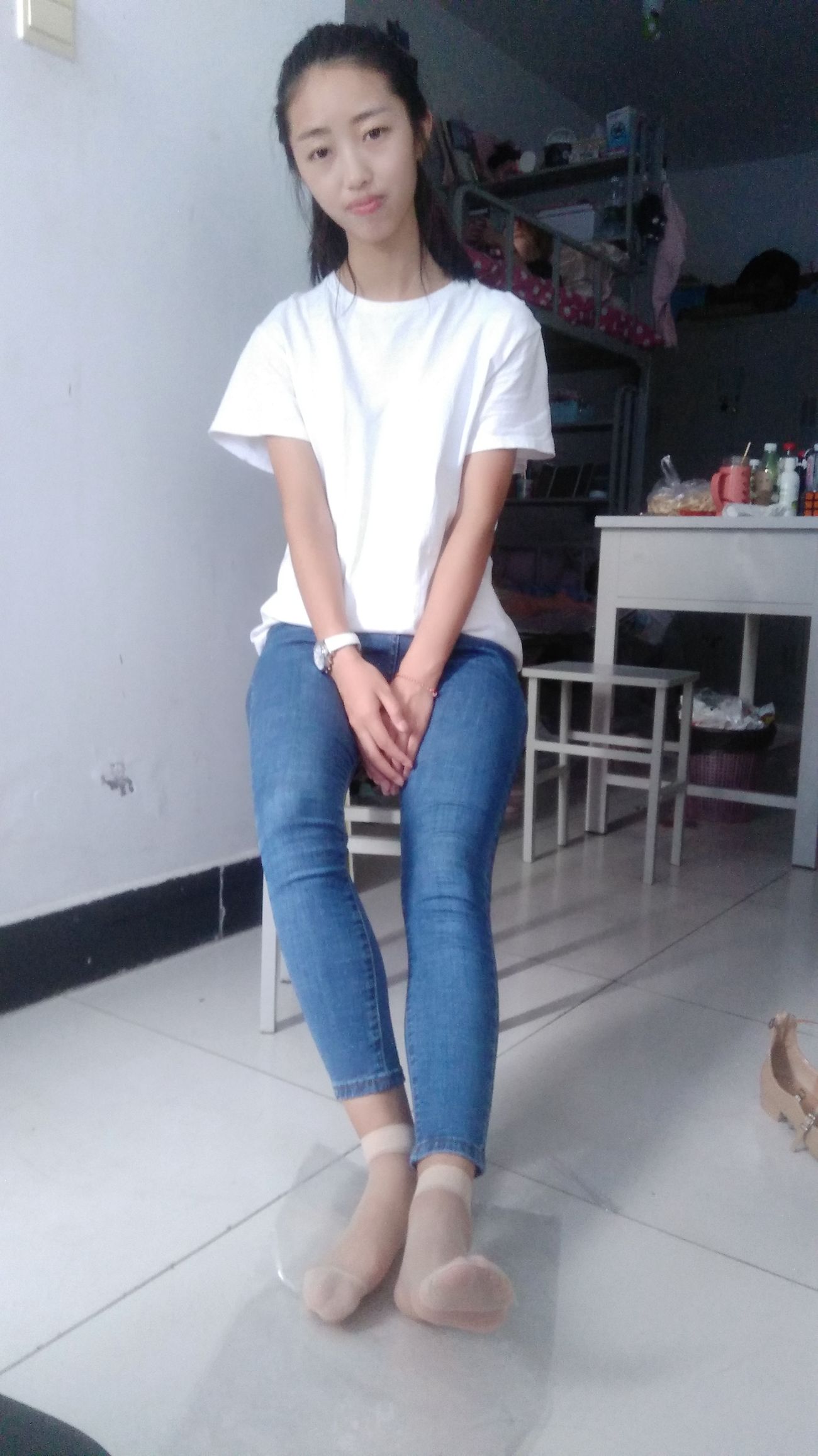 图片[105]-学妹校园寝室短丝系列034期 卫艺[190P] – 速更版-美库