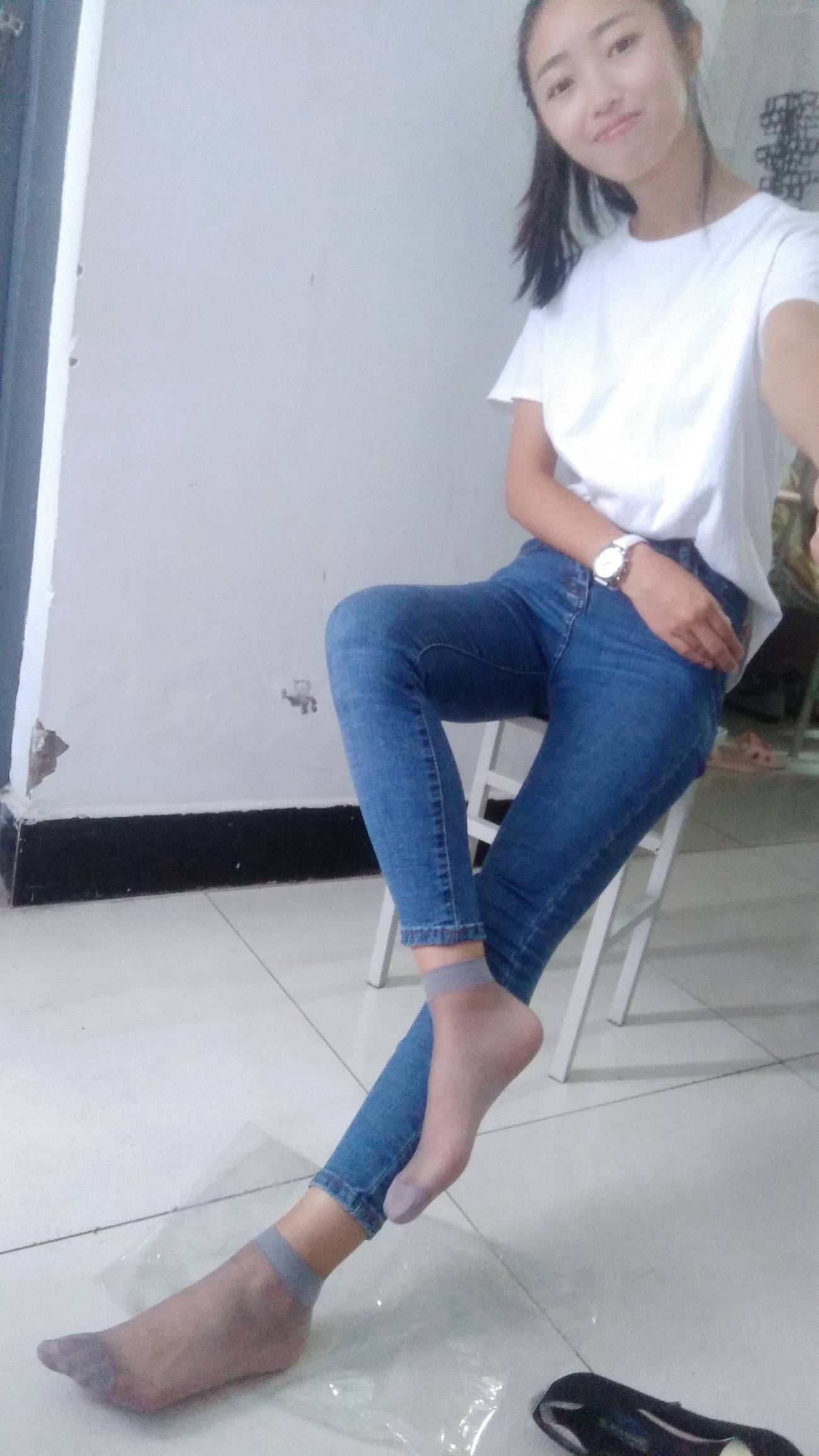 图片[115]-学妹校园寝室短丝系列034期 卫艺[190P] – 速更版-美库