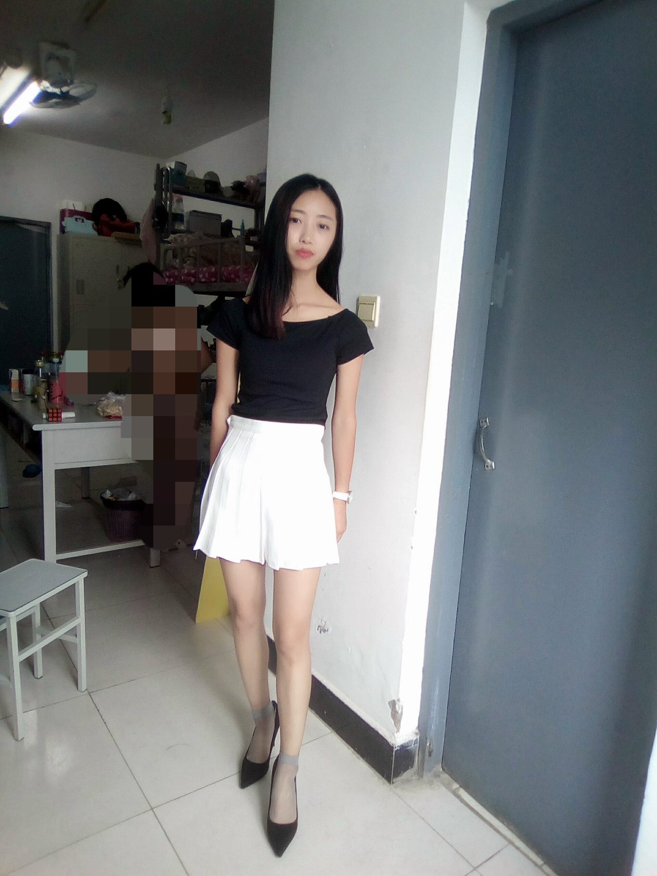 图片[123]-学妹校园寝室短丝系列034期 卫艺[190P] – 速更版-美库