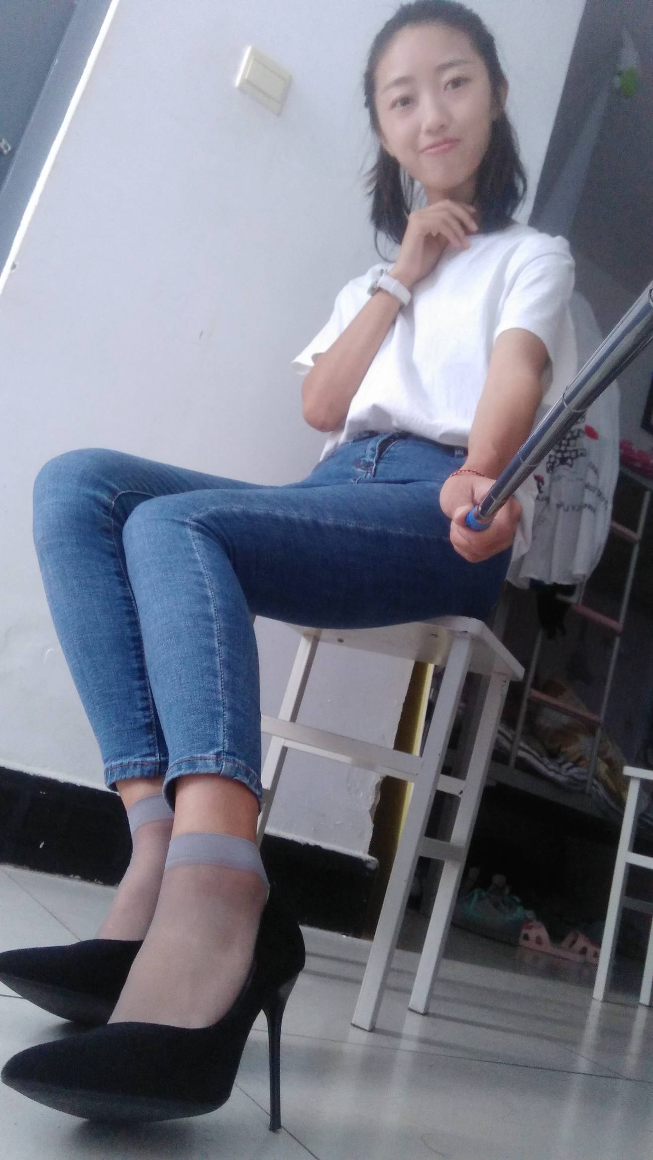 图片[134]-学妹校园寝室短丝系列034期 卫艺[190P] – 速更版-美库