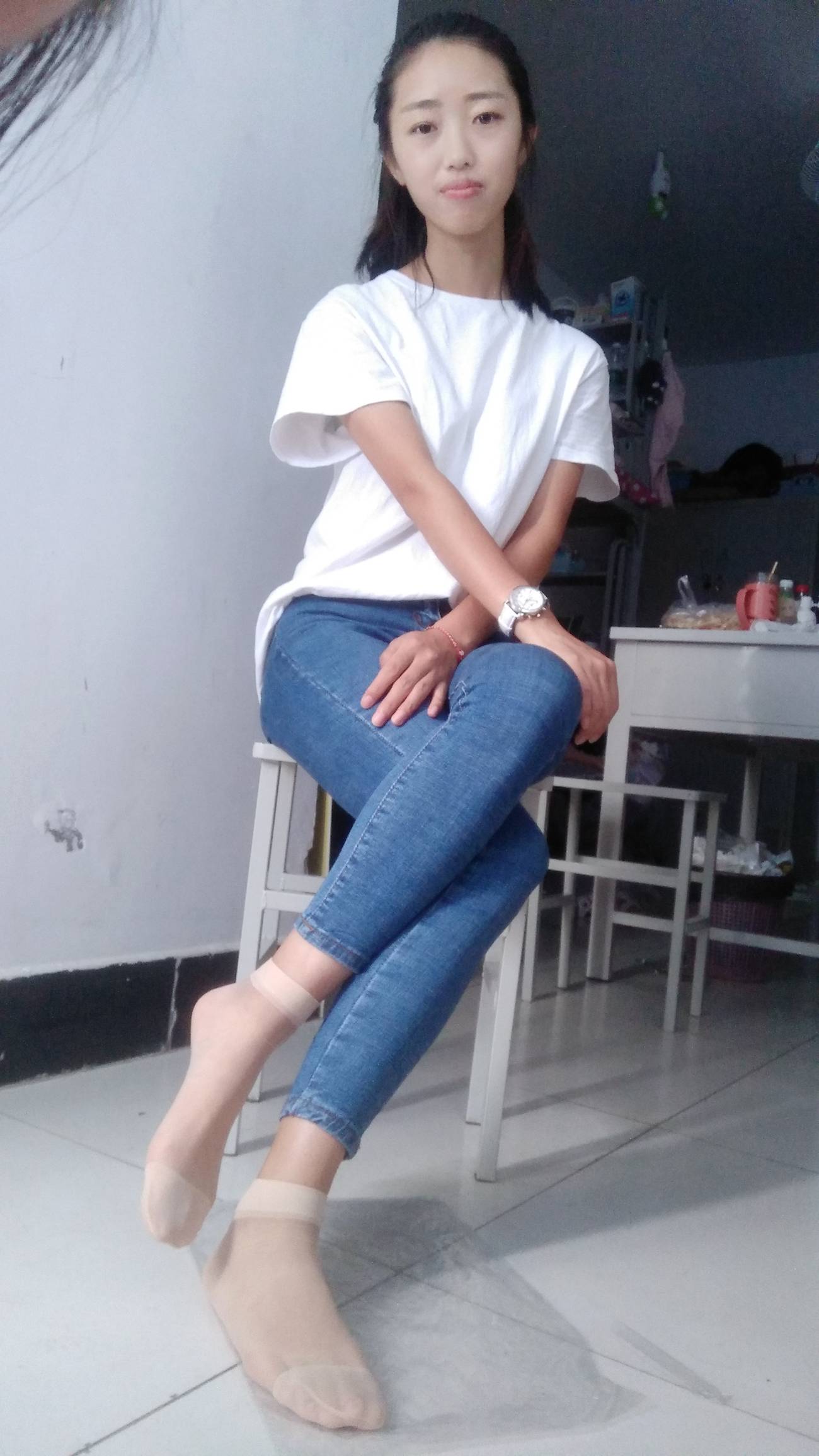 图片[148]-学妹校园寝室短丝系列034期 卫艺[190P] – 速更版-美库