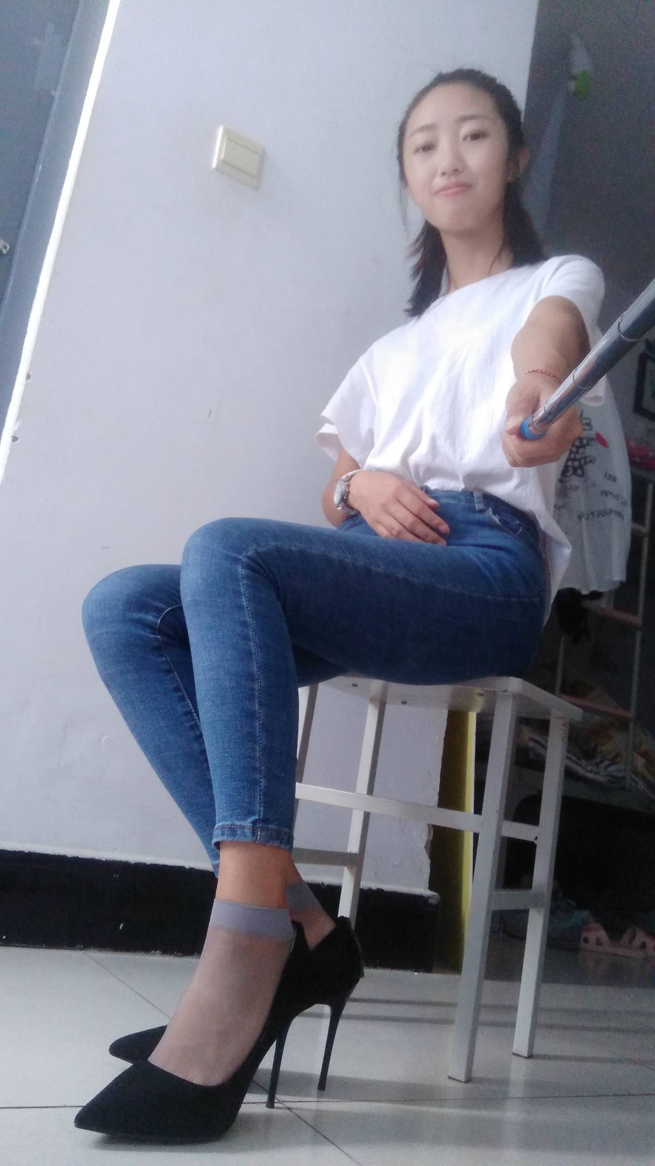 图片[147]-学妹校园寝室短丝系列034期 卫艺[190P] – 速更版-美库