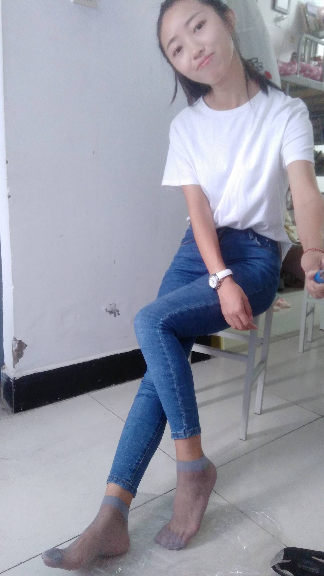 图片[152]-学妹校园寝室短丝系列034期 卫艺[190P] – 速更版-美库