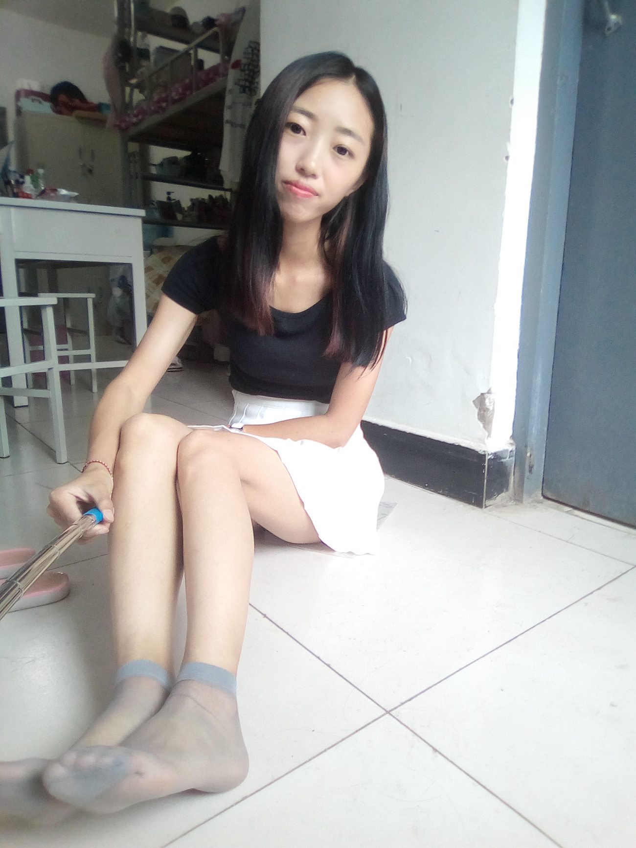 图片[168]-学妹校园寝室短丝系列034期 卫艺[190P] – 速更版-美库