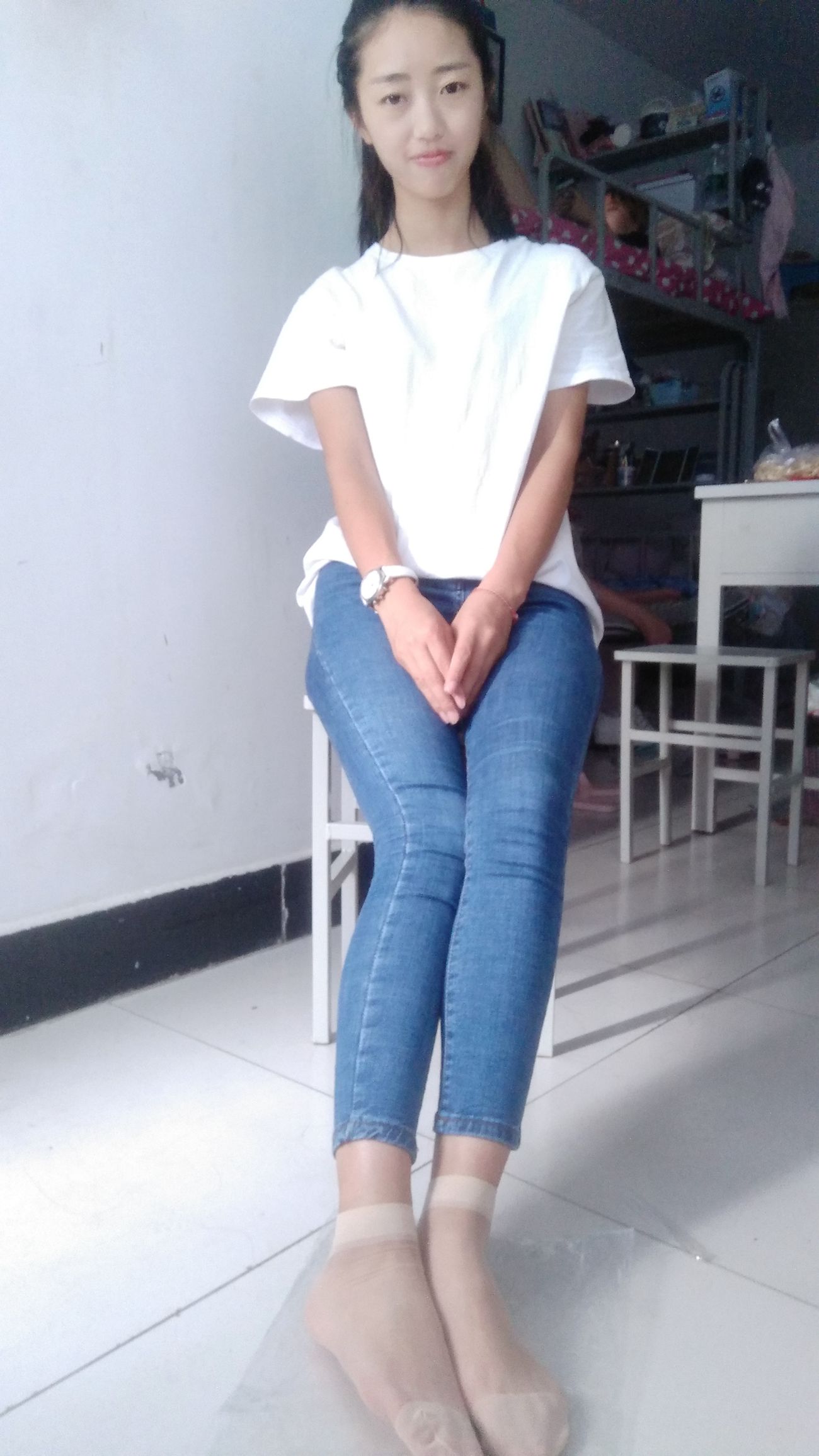 图片[171]-学妹校园寝室短丝系列034期 卫艺[190P] – 速更版-美库