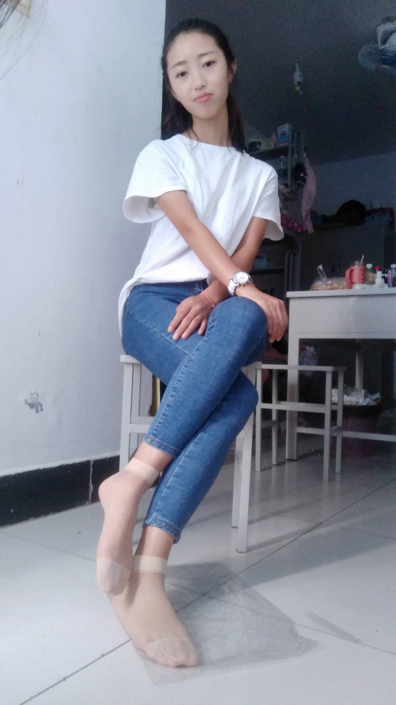 图片[184]-学妹校园寝室短丝系列034期 卫艺[190P] – 速更版-美库