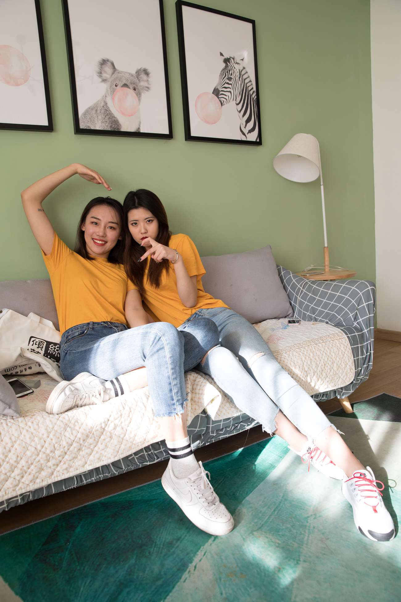 图片[147]-物恋传媒 No.353 闺蜜-芒果椰香 [167P] – 速更版-美库