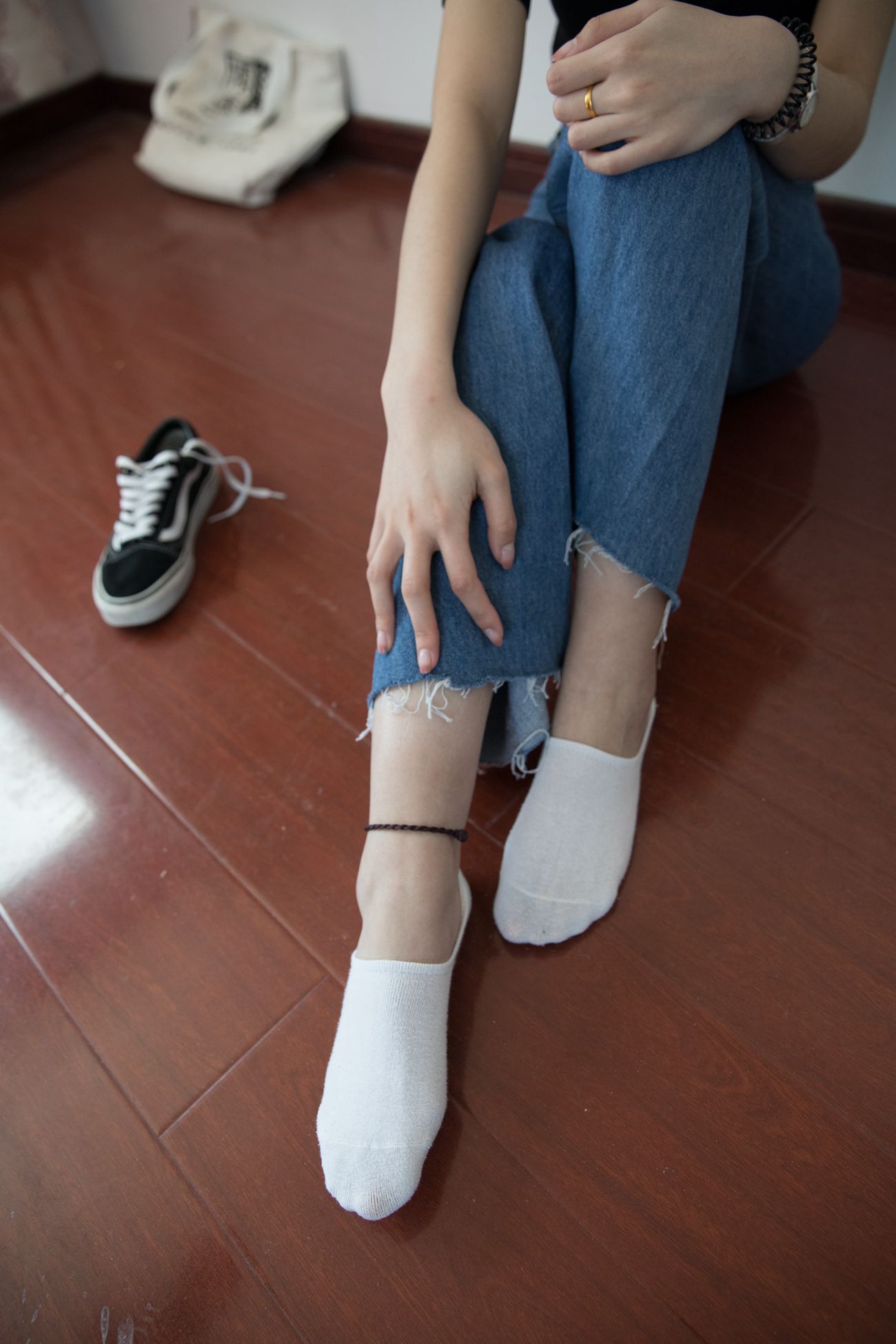 图片[105]-勿恋传媒 No.361 婷婷-鱼与雨 [142P] – 速更版-美库