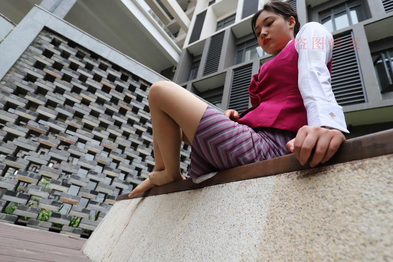 图片[242]-大西瓜爱牙膏-2018 5月活动 模特2（二） 空乘制服 (1)[260P] – 速更版-美库