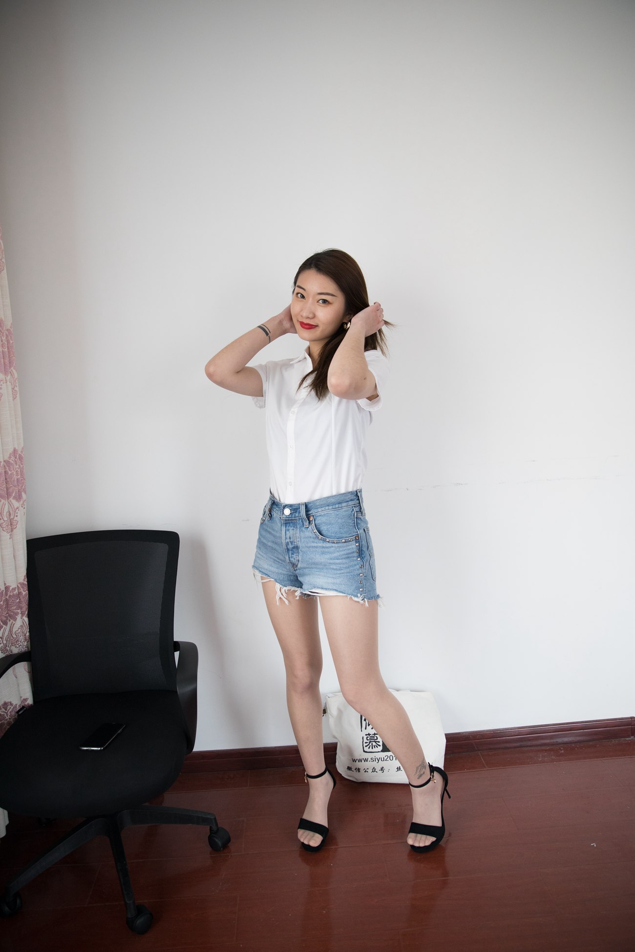 图片[20]-物恋传媒 NO.367 言言-暮色红酒[143PG] – 速更版-美库