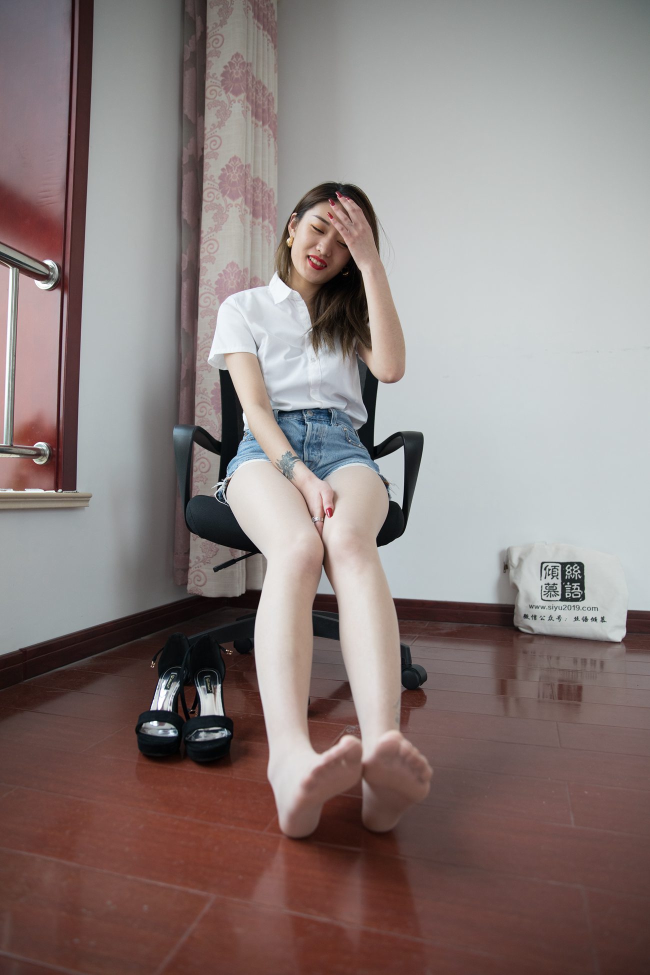 图片[56]-物恋传媒 NO.367 言言-暮色红酒[143PG] – 速更版-美库