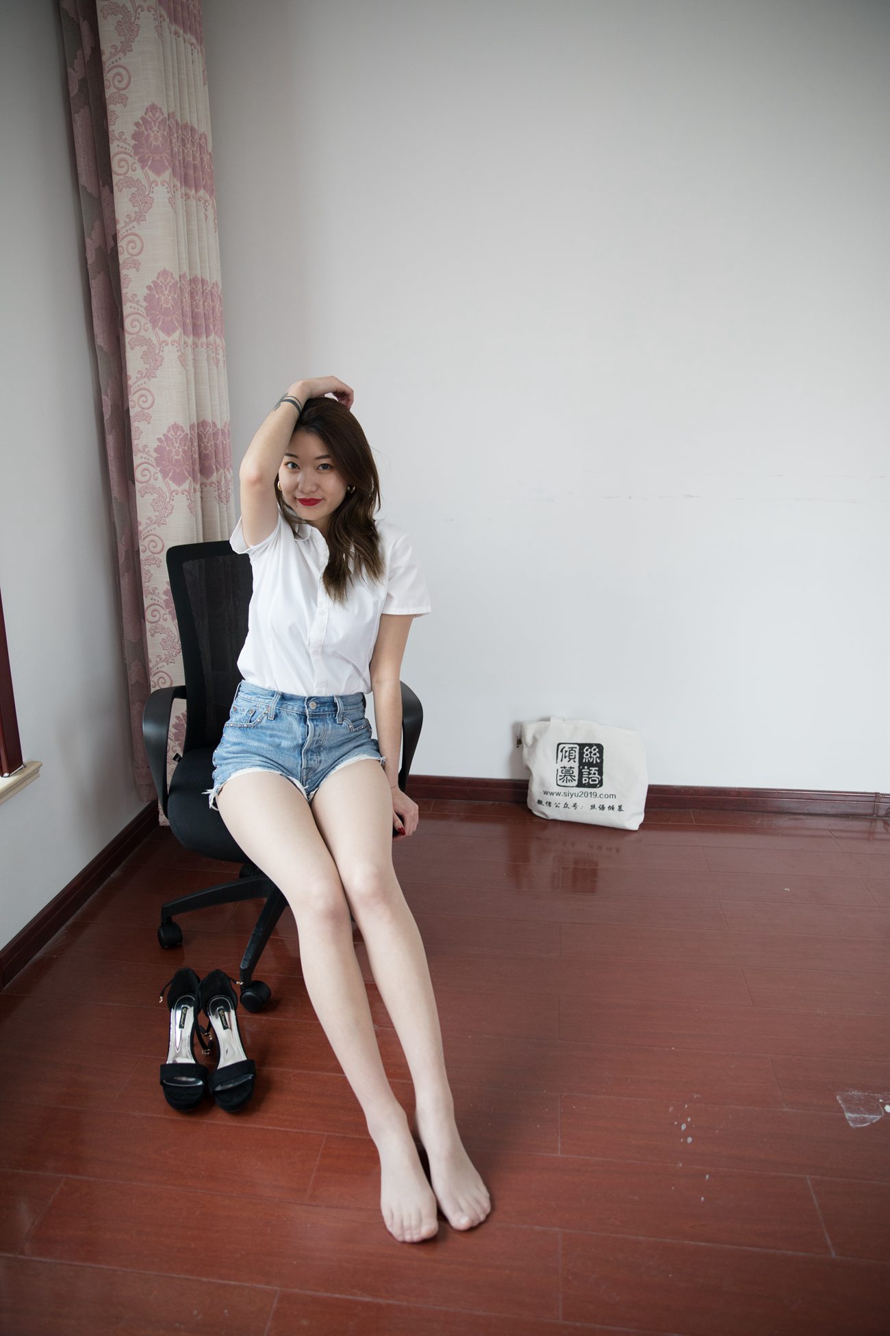 图片[80]-物恋传媒 NO.367 言言-暮色红酒[143PG] – 速更版-美库