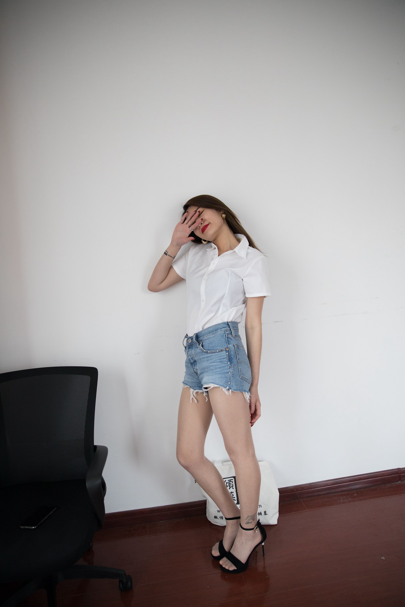 图片[88]-物恋传媒 NO.367 言言-暮色红酒[143PG] – 速更版-美库