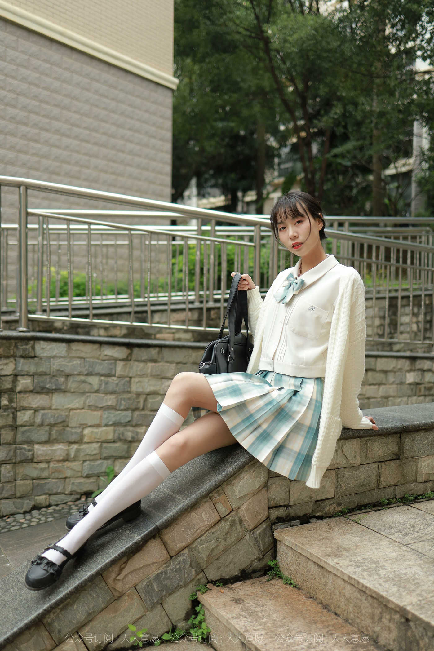 图片[30]-[IESS异思趣向] 2021.11.02 丝享家963：团团《长腿JK装》[94P] – 速更版-美库