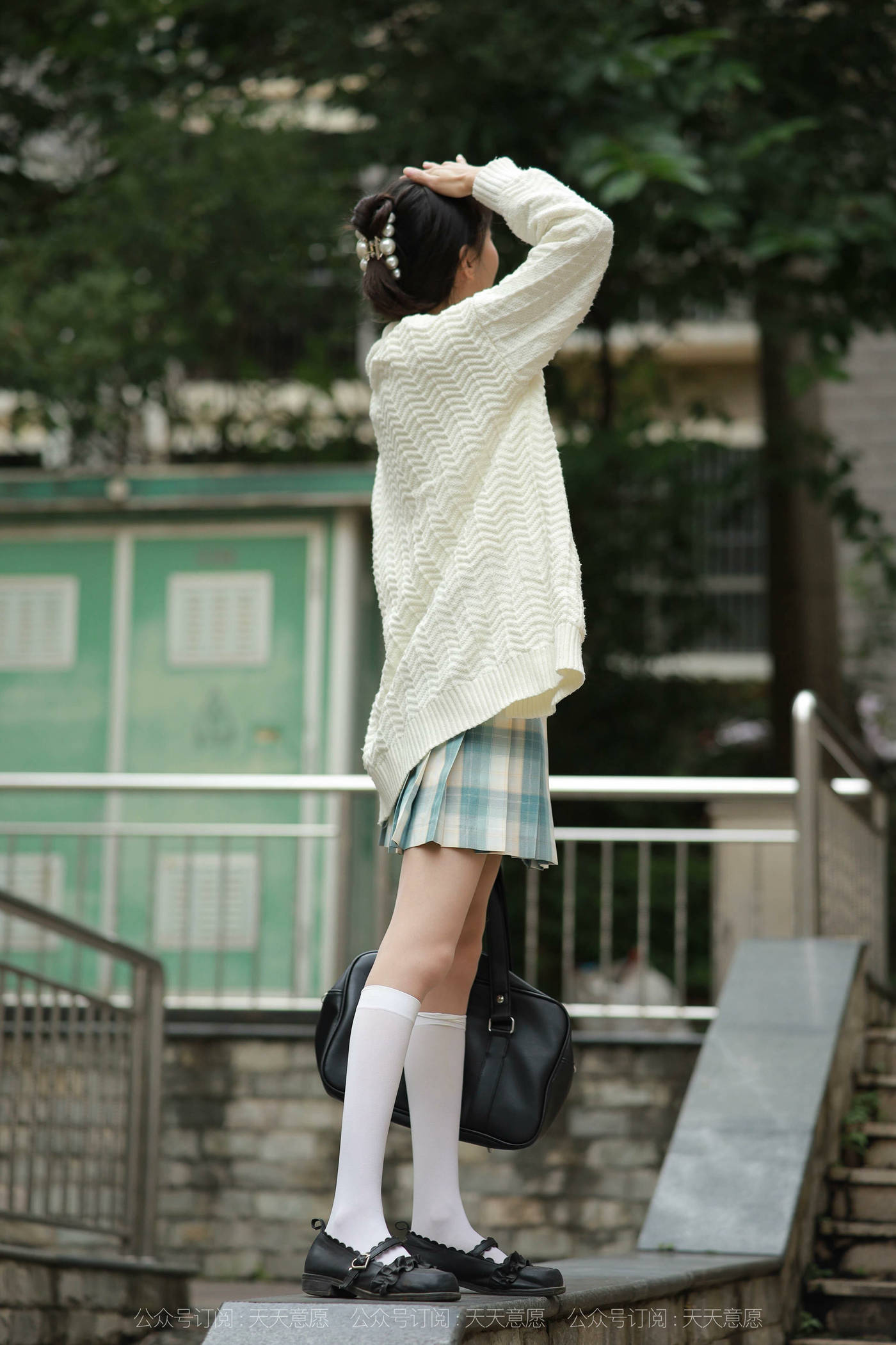 图片[36]-[IESS异思趣向] 2021.11.02 丝享家963：团团《长腿JK装》[94P] – 速更版-美库