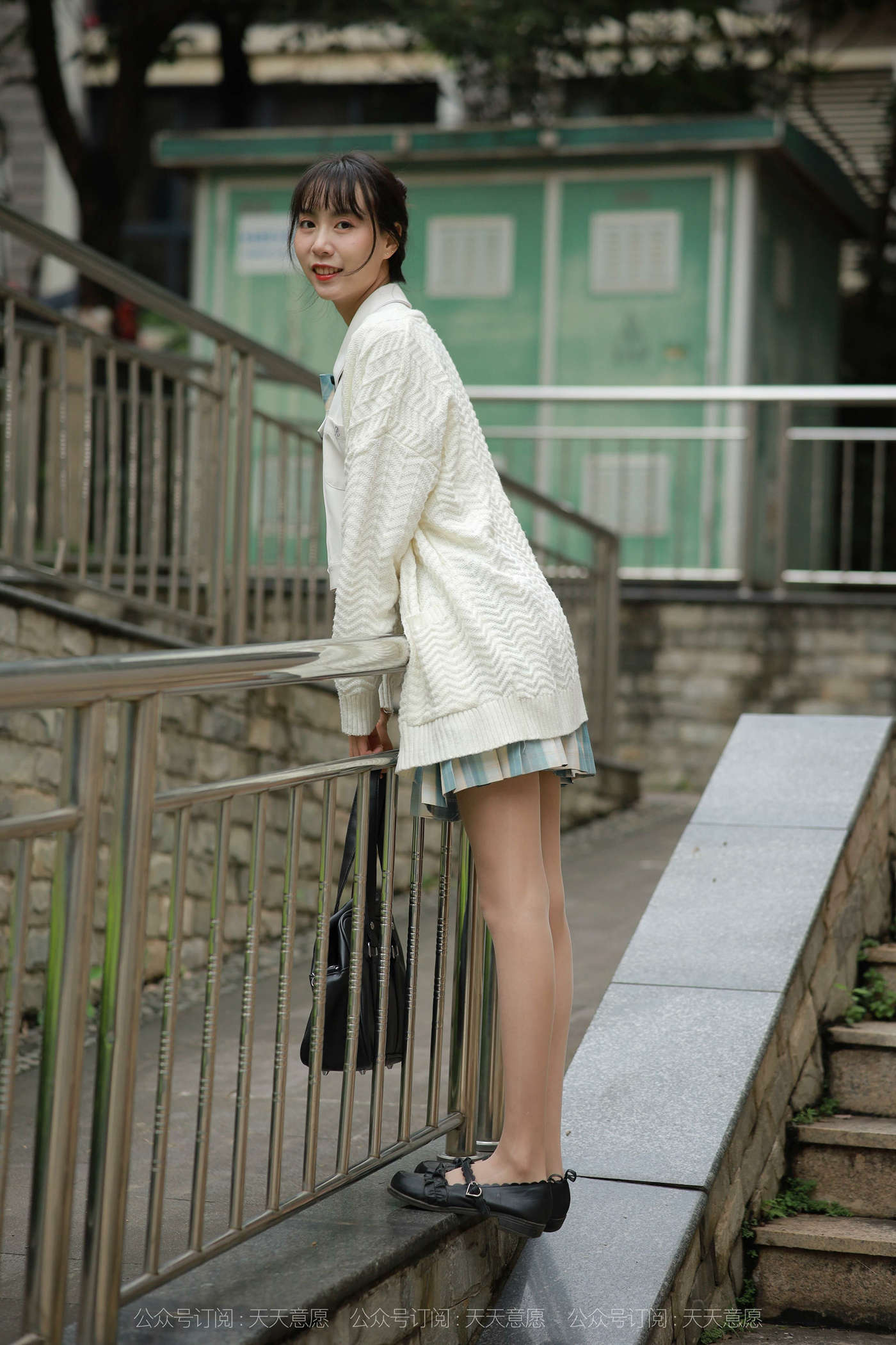 图片[87]-[IESS异思趣向] 2021.11.02 丝享家963：团团《长腿JK装》[94P] – 速更版-美库