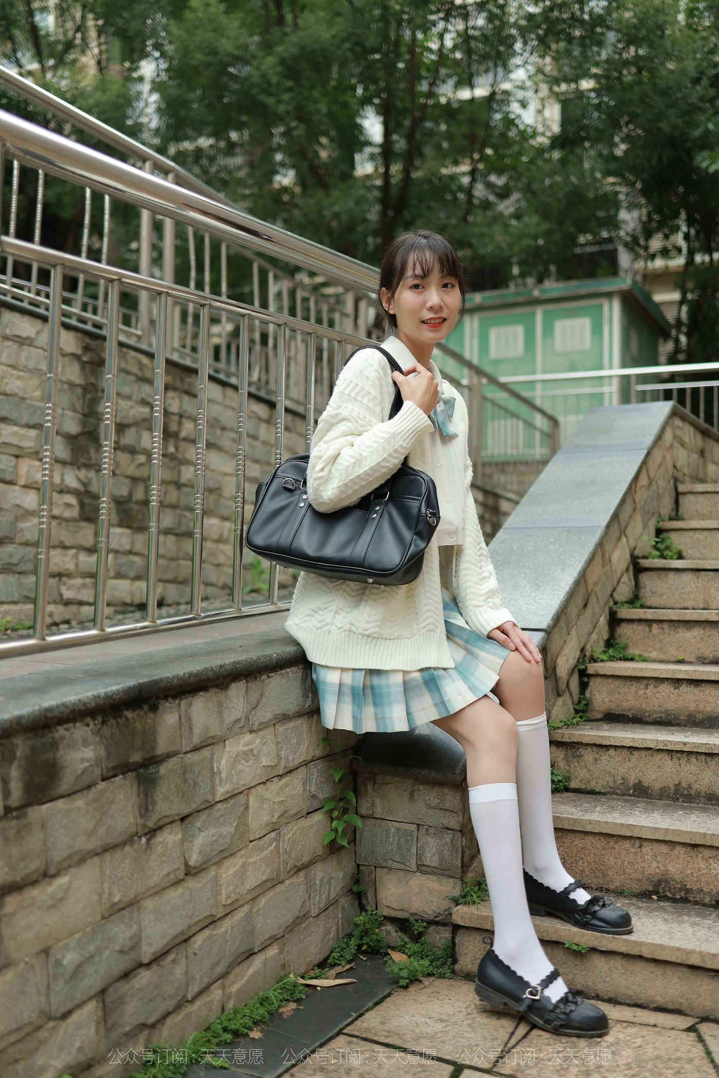 图片[95]-[IESS异思趣向] 2021.11.02 丝享家963：团团《长腿JK装》[94P] – 速更版-美库