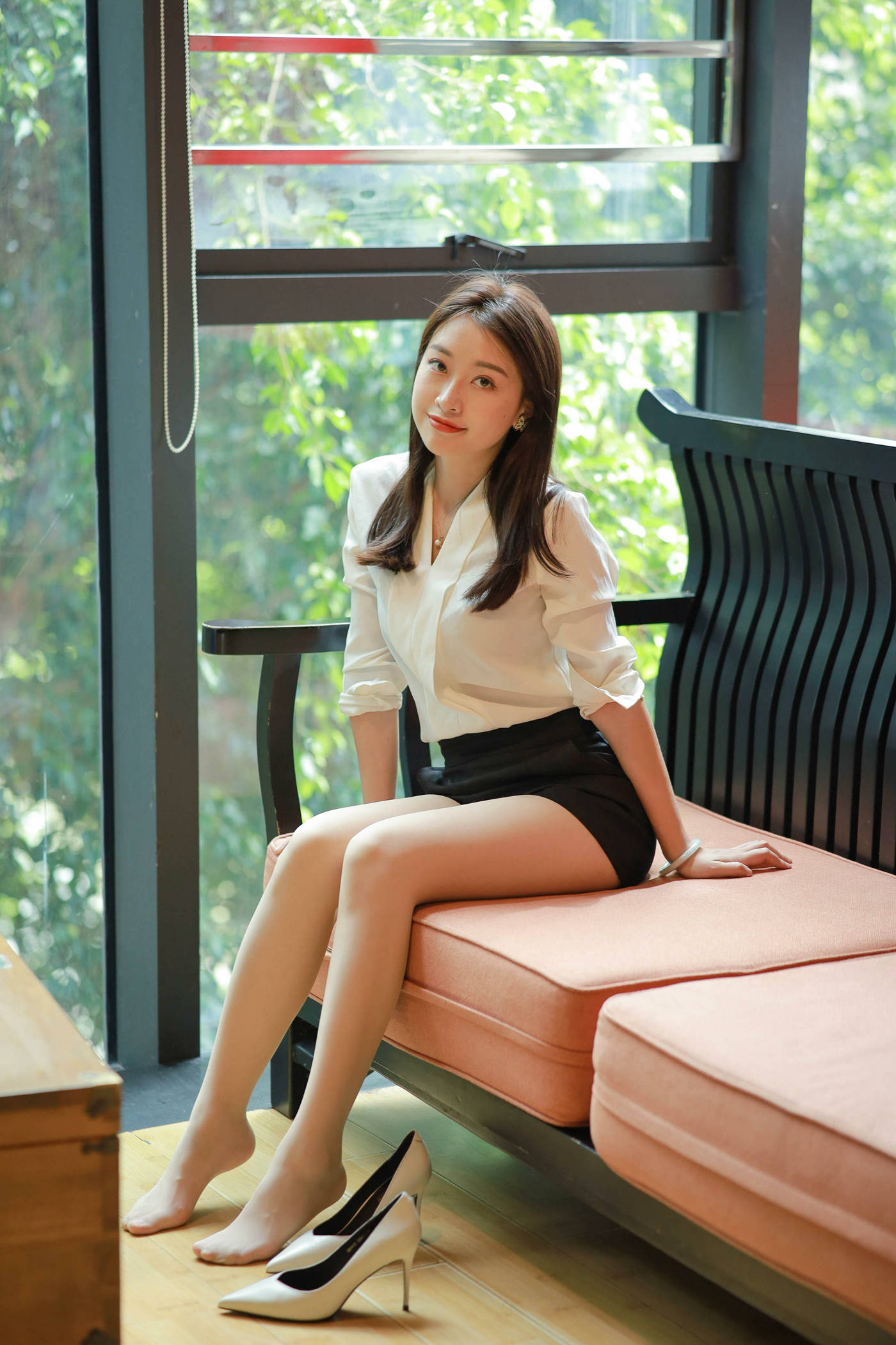 图片[64]-[IESS异思趣向] 2021.11.03 丝享家964：小婕《沙发上的佳人》[100P] – 速更版-美库