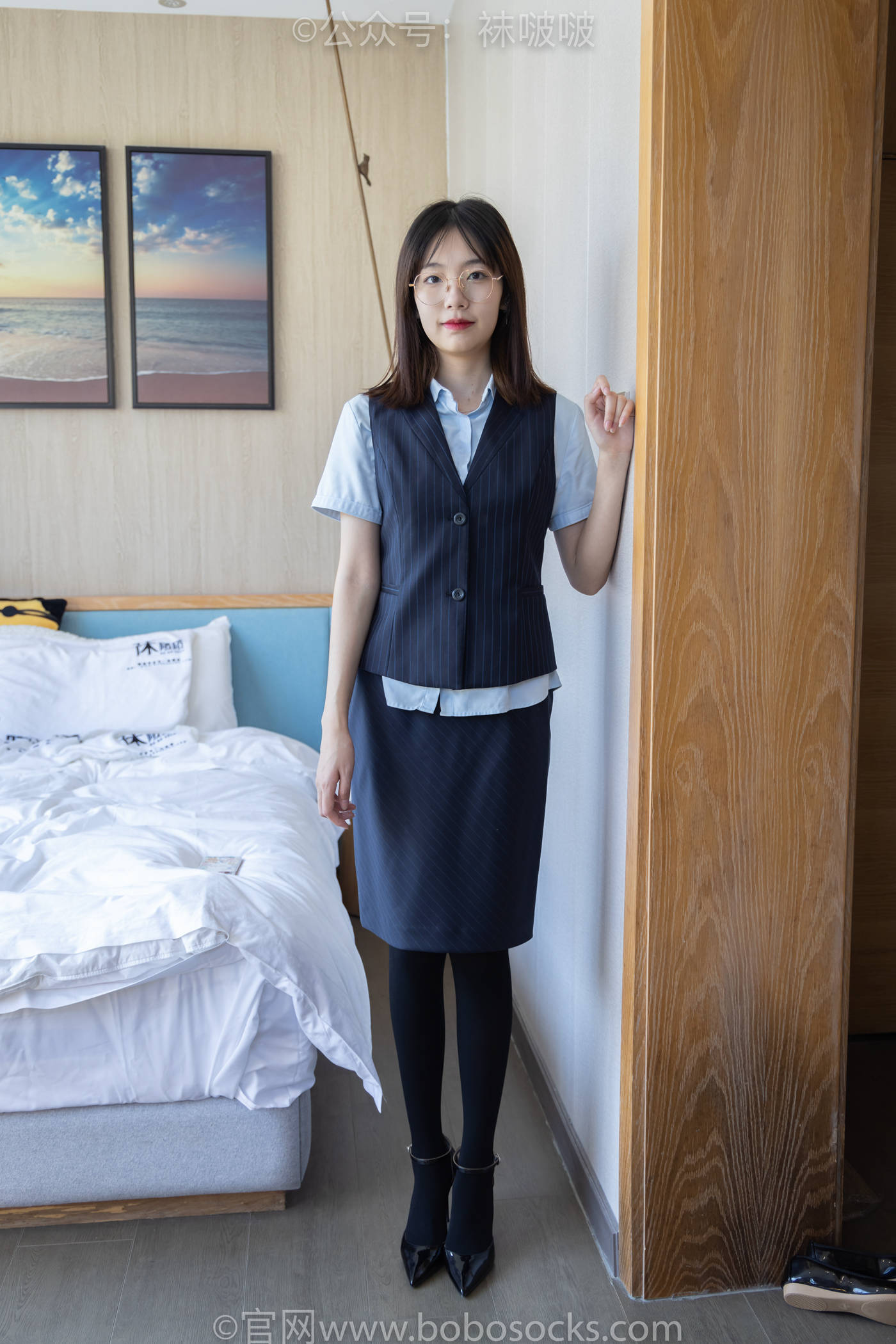 图片[11]-[BoBoSocks袜啵啵]NO.038 小甜豆-建行行服、高跟鞋、厚黑丝[131P] – 速更版-美库