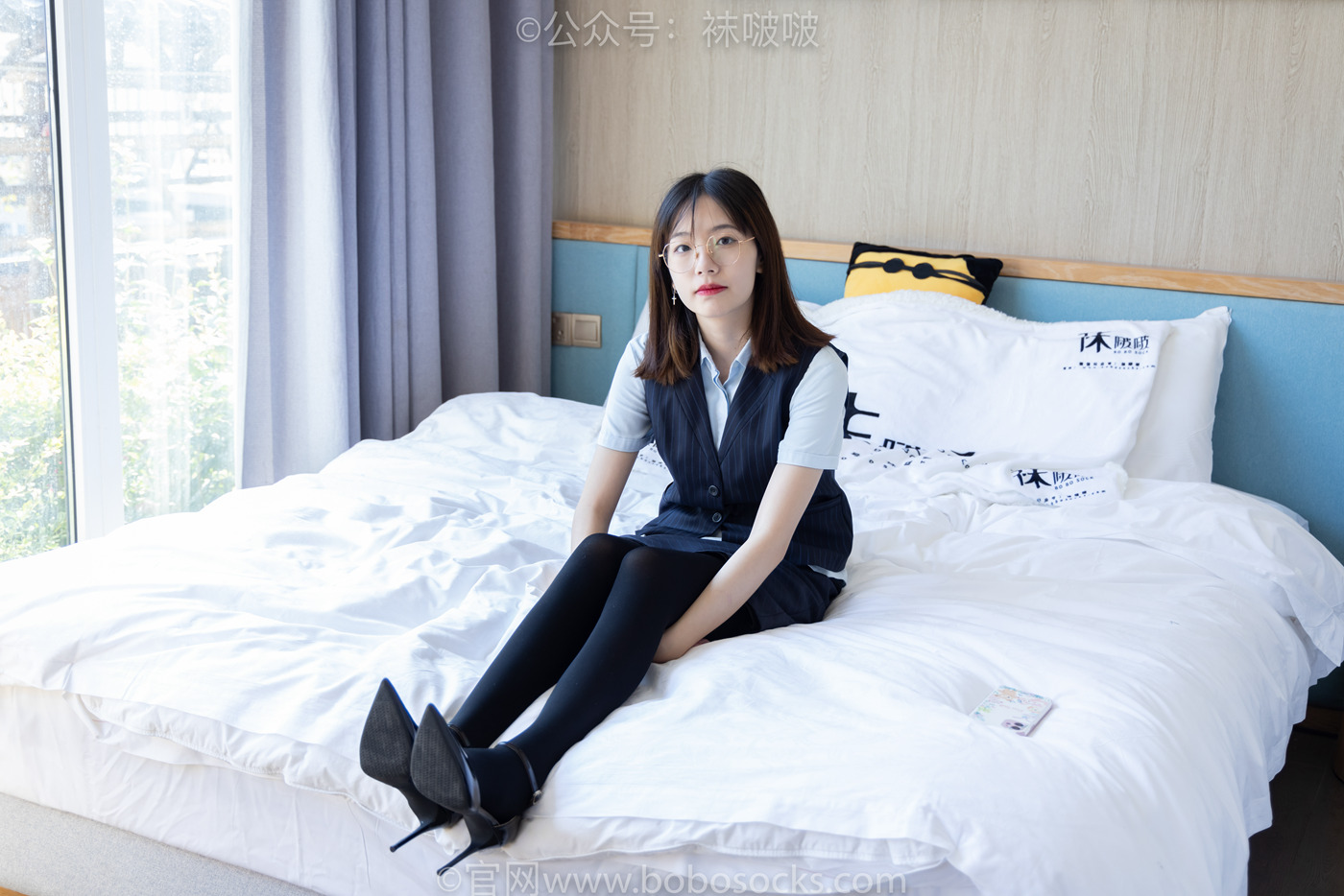 图片[13]-[BoBoSocks袜啵啵]NO.038 小甜豆-建行行服、高跟鞋、厚黑丝[131P] – 速更版-美库