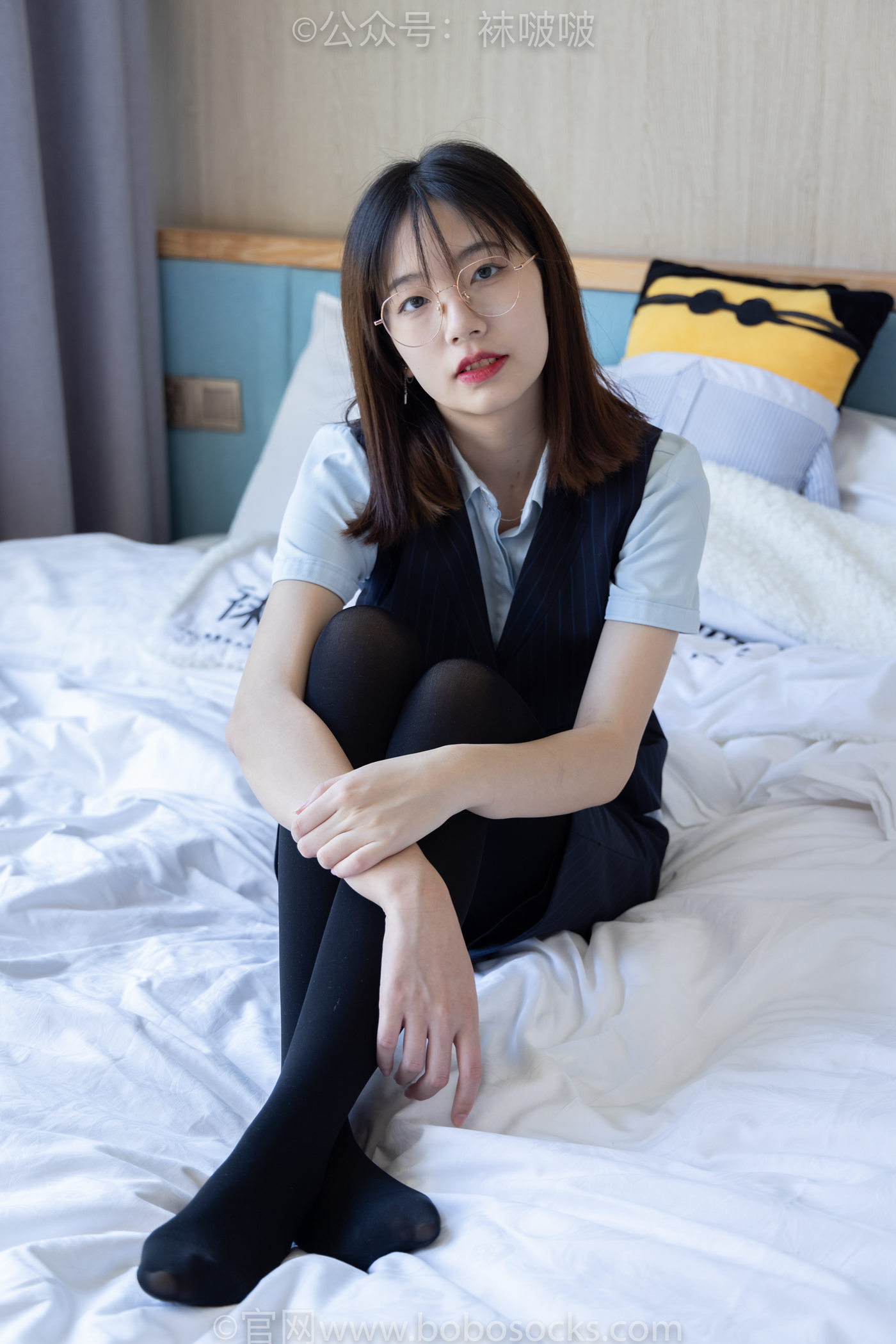 图片[100]-[BoBoSocks袜啵啵]NO.038 小甜豆-建行行服、高跟鞋、厚黑丝[131P] – 速更版-美库