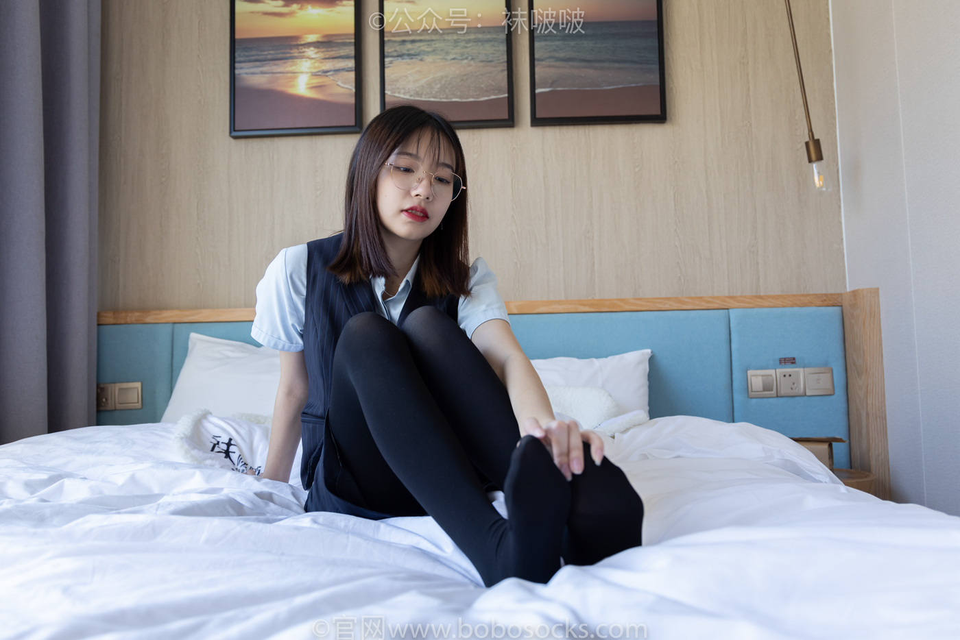 图片[111]-[BoBoSocks袜啵啵]NO.038 小甜豆-建行行服、高跟鞋、厚黑丝[131P] – 速更版-美库