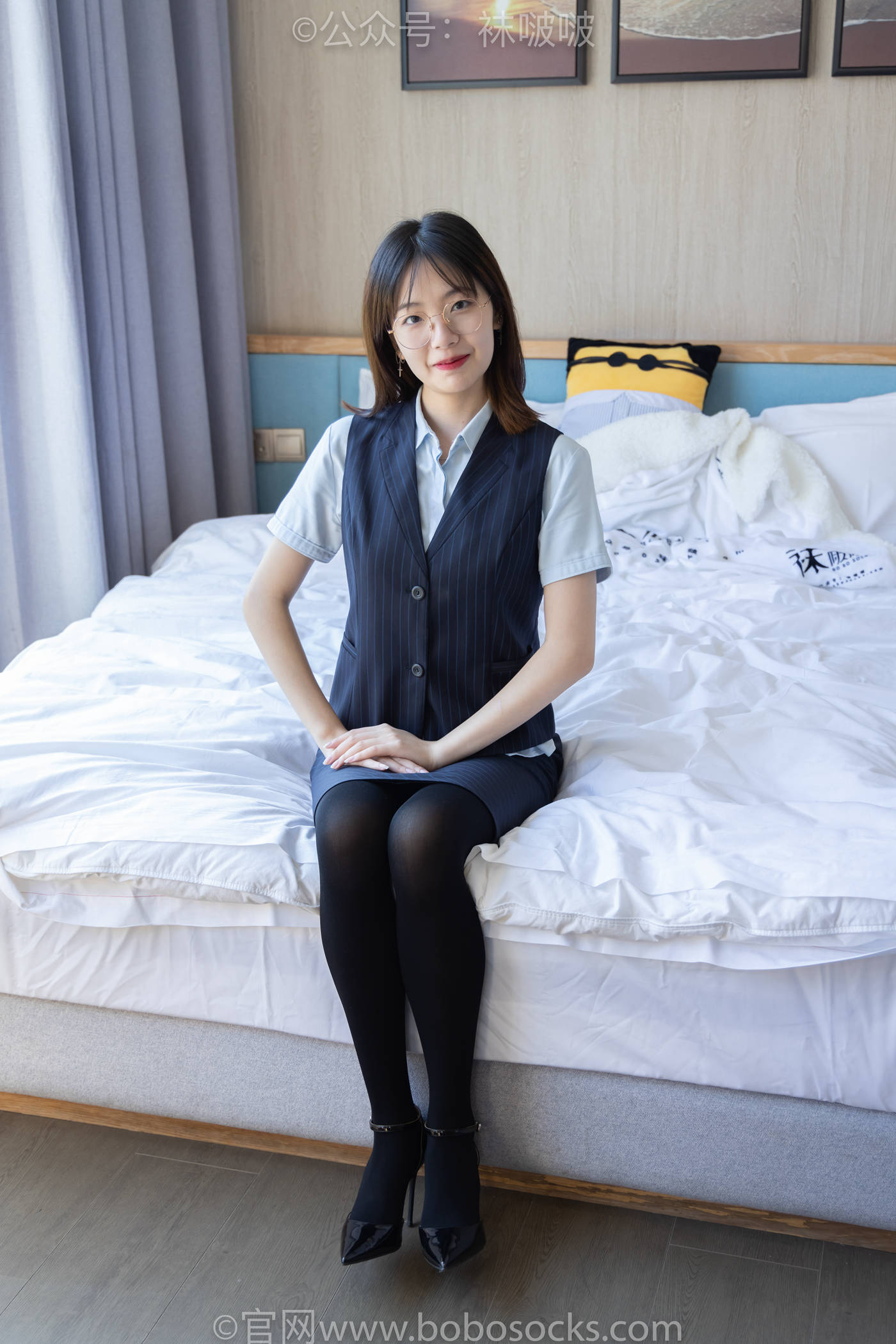 图片[129]-[BoBoSocks袜啵啵]NO.038 小甜豆-建行行服、高跟鞋、厚黑丝[131P] – 速更版-美库