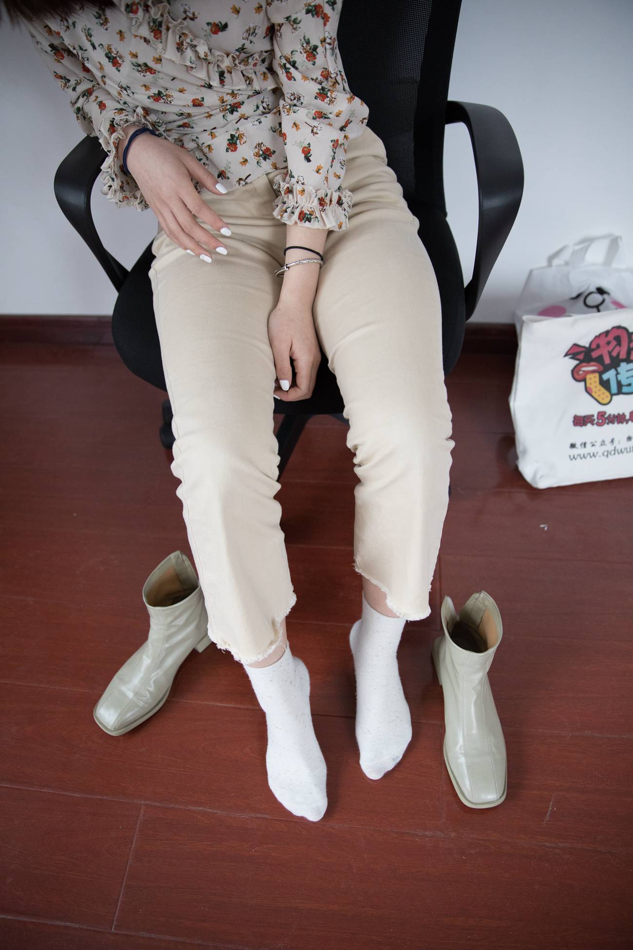 图片[77]-物恋传媒 No.375 媛媛-热带的风与想念 [162P] – 速更版-美库