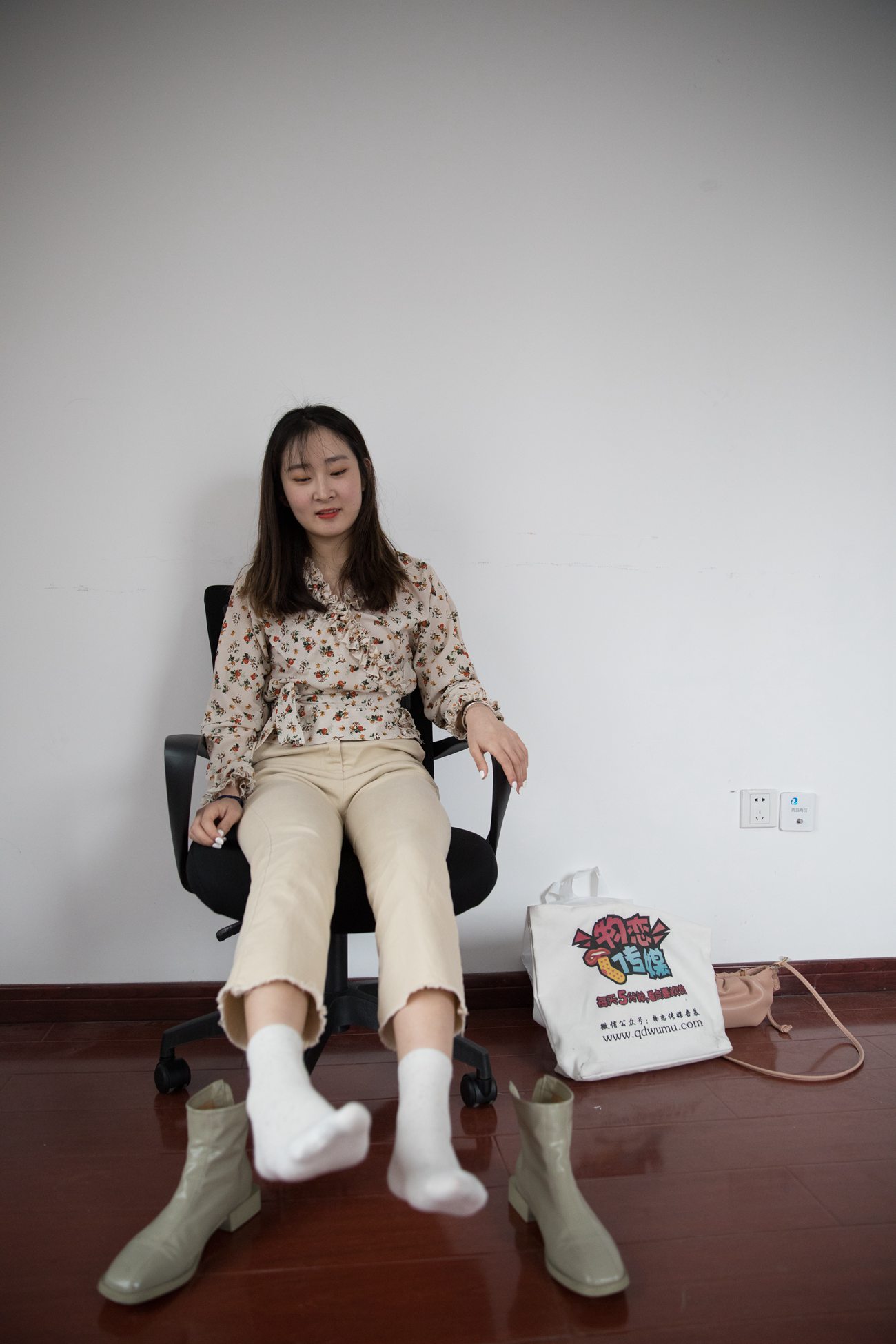 图片[93]-物恋传媒 No.375 媛媛-热带的风与想念 [162P] – 速更版-美库