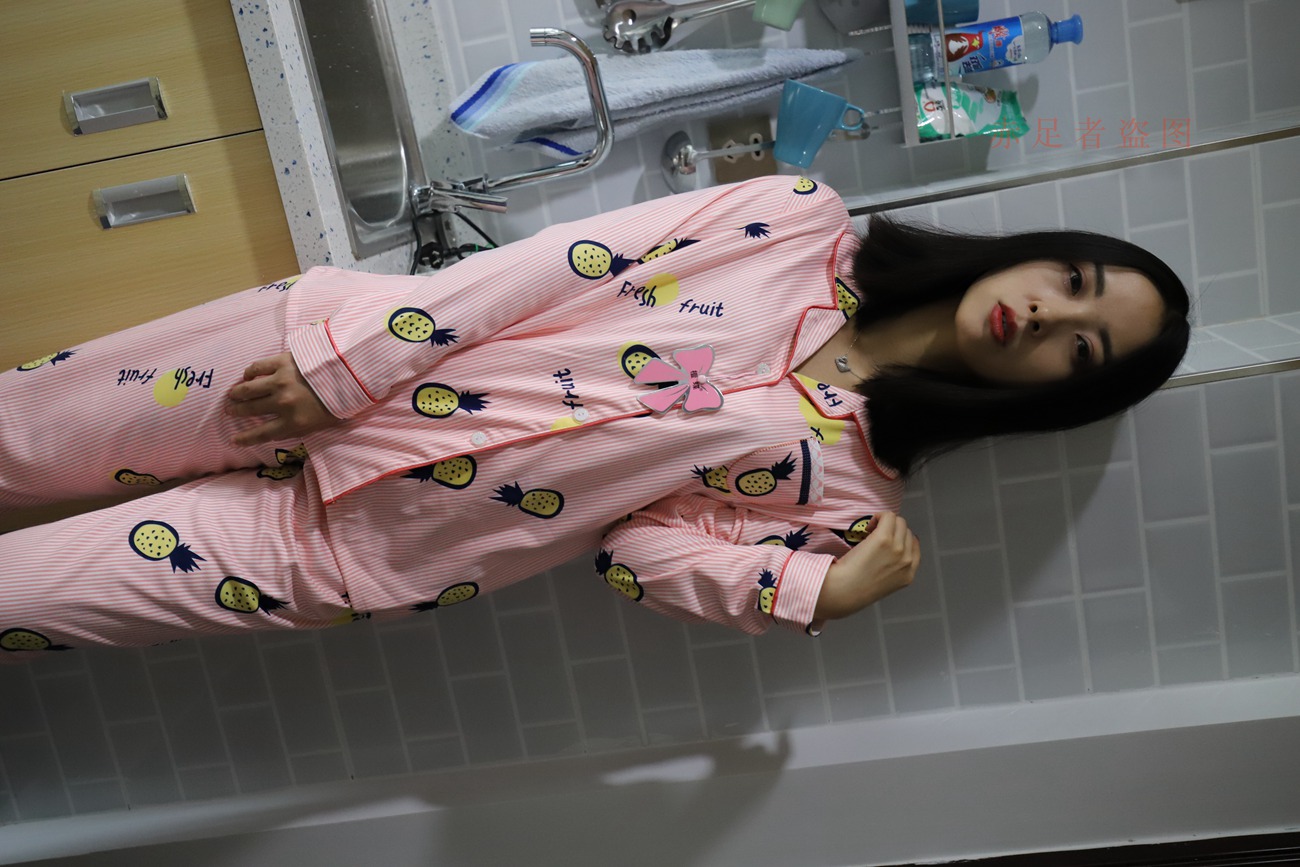 图片[10]-大西瓜爱牙膏-2018 6月活动 模特2（二） 尝试搭讪 短丝+船袜 [252P] – 速更版-美库